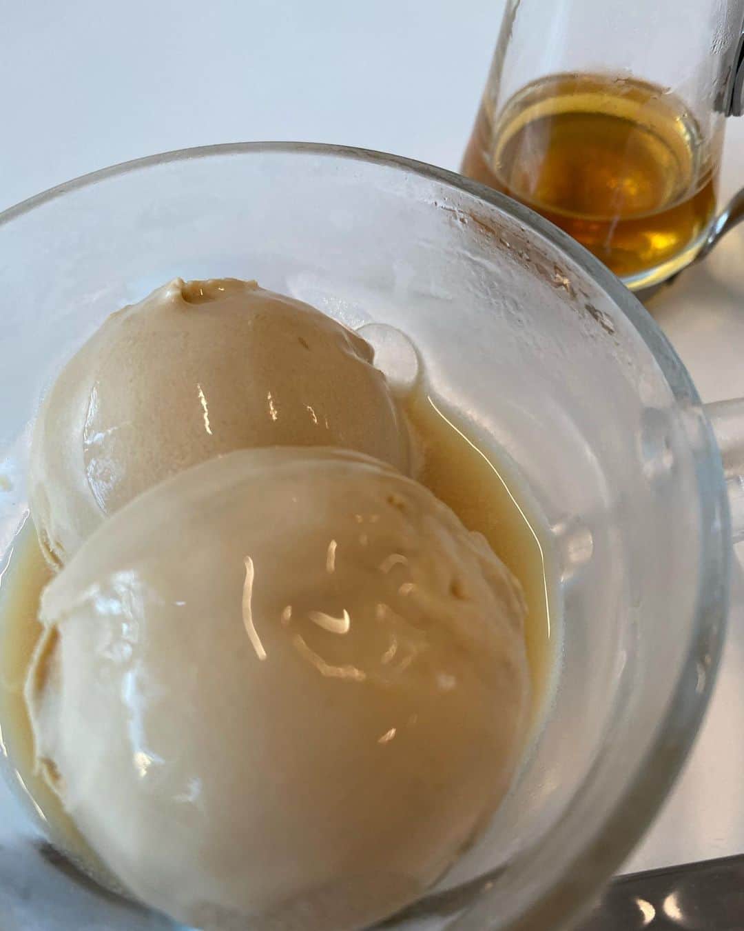 のインスタグラム：「久しぶりに来たD&DEPARTMENTのカフェで栗アイス（+加賀棒茶）アフォガート。スイーツなのに渋味が効いて美味いです。」