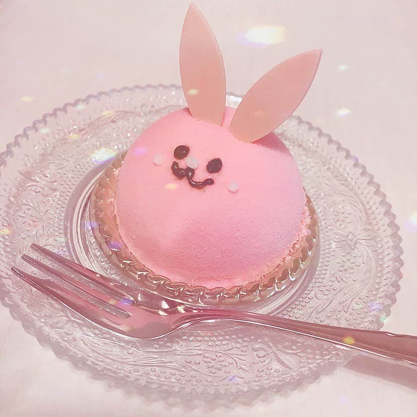 竹本くるみのインスタグラム：「うさちゃんケーキ𓃺🍰♡」