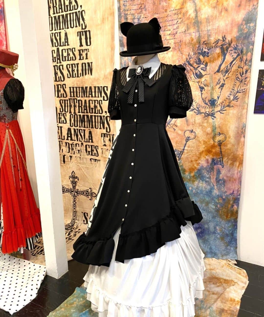 石川智晶のインスタグラム：「#石川智晶衣装展」
