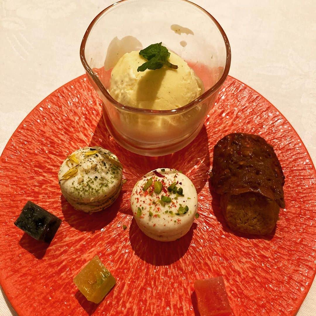 芦野祥太郎さんのインスタグラム写真 - (芦野祥太郎Instagram)「銀座にある Bask J さんの絶品料理を頂きました ワインも本当に美味しかった  全て特別に大盛りメニューしていただき、超一流料理でお腹いっぱい！  幸せな時間でした」10月25日 17時04分 - shotaro_ashino