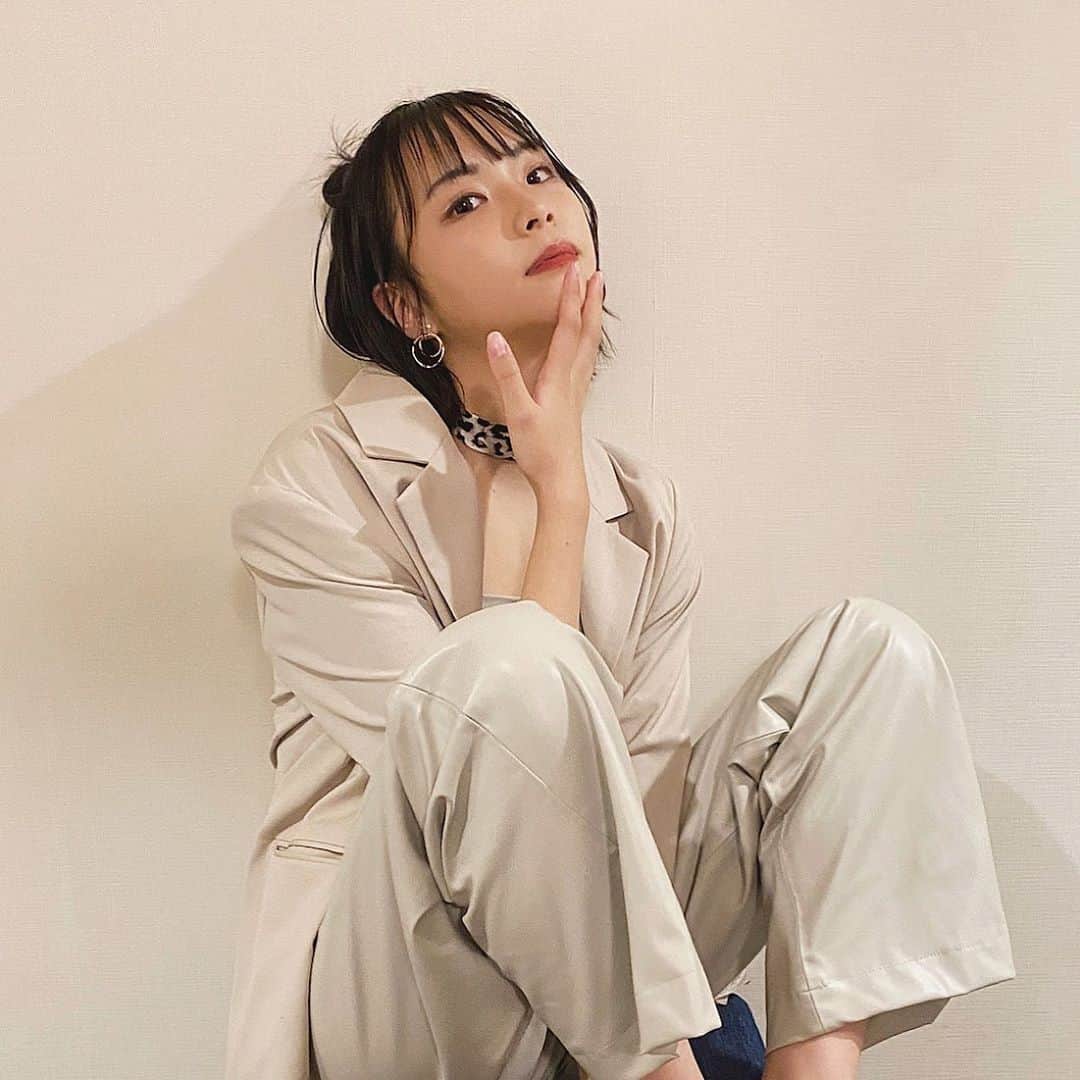 麻生果恩のインスタグラム：「プチプラコーデだよ👶🏻🤍 . #zara#ザラ#gu#jk」