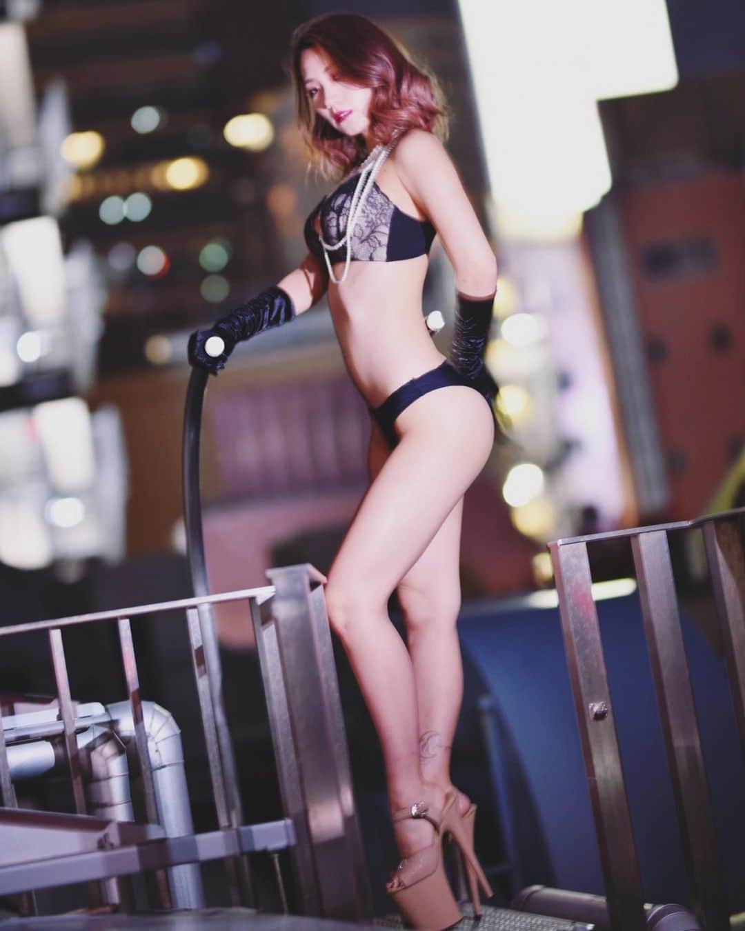 Lunaさんのインスタグラム写真 - (LunaInstagram)「roppongi🌃🌛 自粛明け頃に撮ってもらったやつ📸 こちらもダイちゃん📸 @fukawadaichi  . . . #burlesquetokyo #burlesque  #show #showgirl #バーレスク東京」10月25日 17時45分 - luna_burlesque
