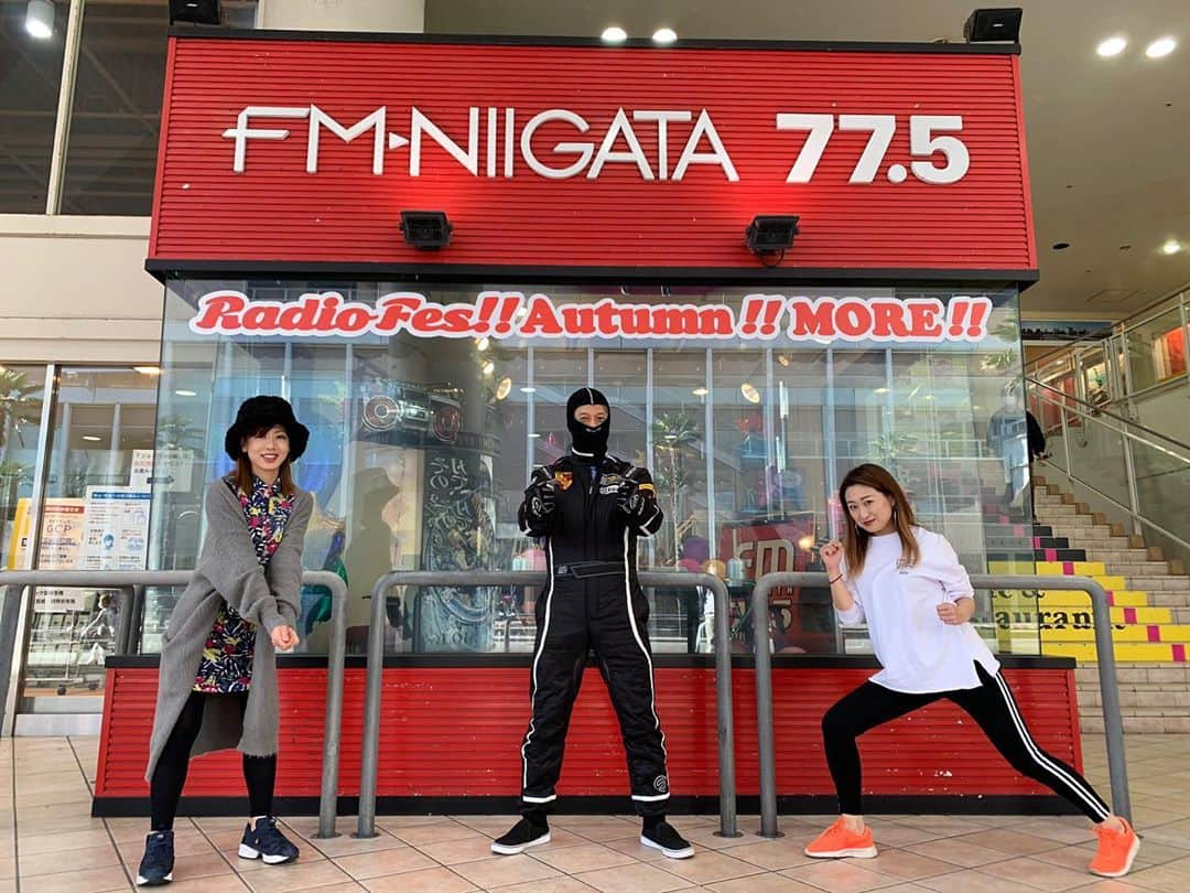 本間紗理奈さんのインスタグラム写真 - (本間紗理奈Instagram)「FM-NIIGATA Radio Fes!! Autumn MORE!!  ありがとうございました☺️👏  月曜SOUNDSPLASH 水曜PLAYER'S 木曜FM HEADLINE 金曜FM HEADLINE FM HEADLINE PLUSの 出演でした〜🤗  参加してくださった たくさんのリスナーの皆様！ 今後ともよろしくね〜✨  #fmniigata #fm新潟 #fm775 #エフエム新潟 #radio #ラジオ #新潟 #ラジオパーソナリティ #パーソナリティ #本間紗理奈」10月25日 18時10分 - sarinaaaaa_h