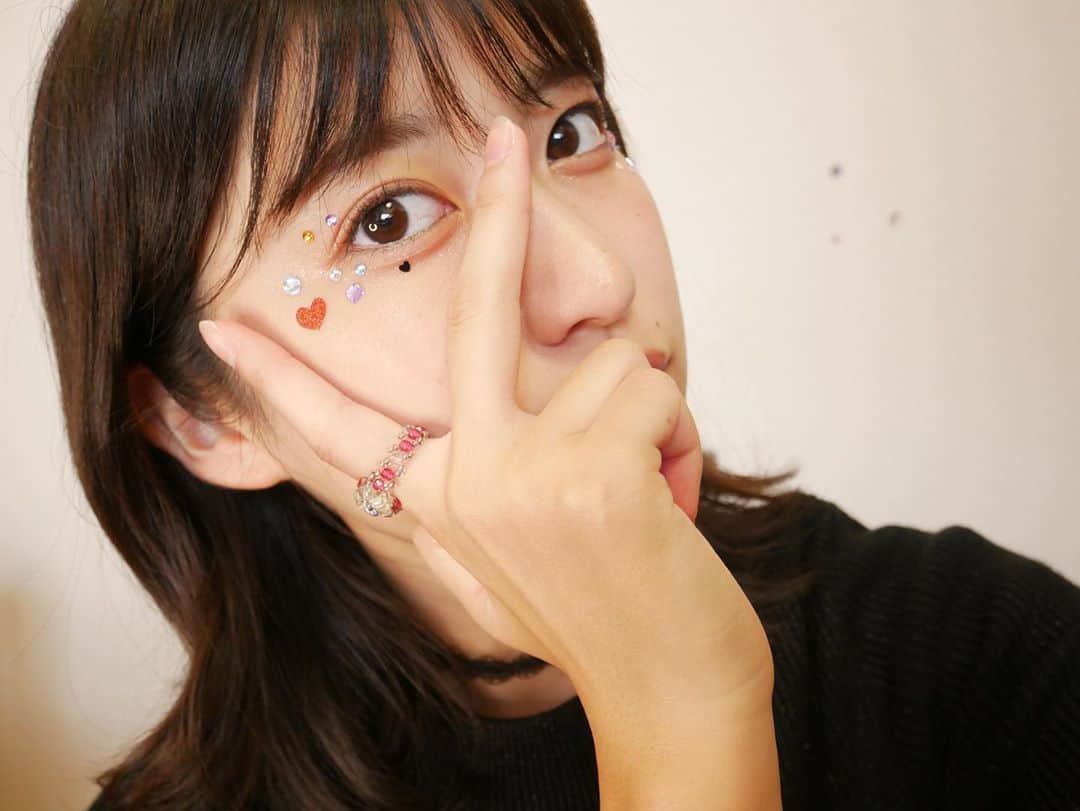 吉田華恋のインスタグラム：「🖤」