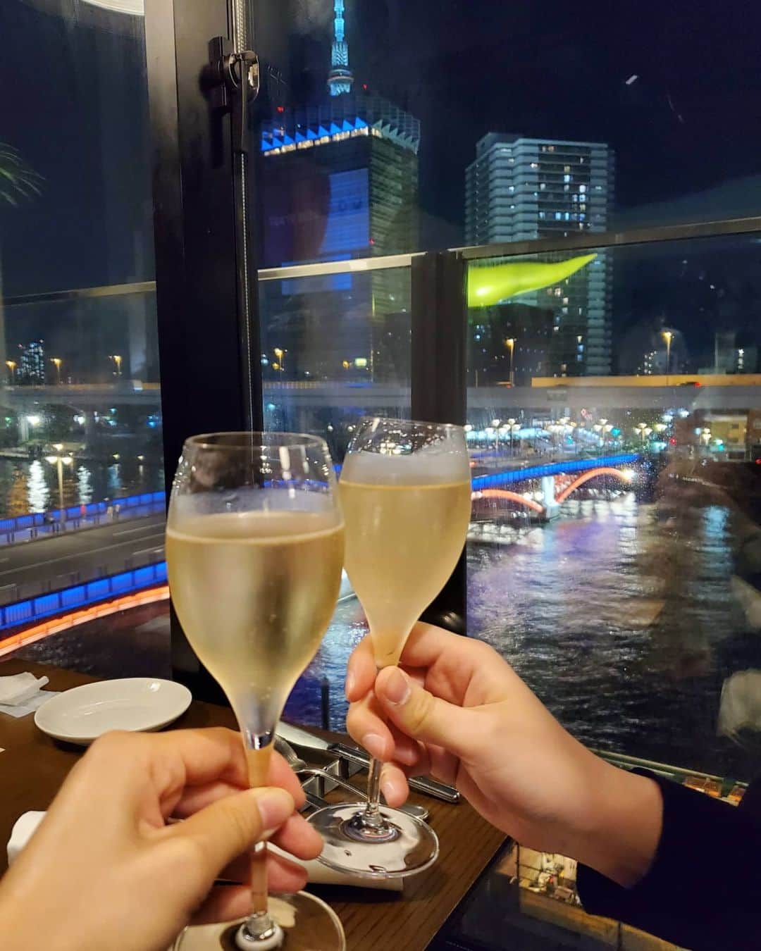 小谷津友里さんのインスタグラム写真 - (小谷津友里Instagram)「昨夜は @hayato.fr の店のイベントでフレンチのコースを食べたよ🇫🇷  ほっとする味付けなの🌿 素材の組み合わせのセンスも良いし どの料理も美味しかった🎵 4人で行ったんだけど、 4人全員がおいしいと感動してた✨  近いうちに表参道青山に店が出来るから オープンしたら行こうっと🌟  #フレンチ #コース料理 #こやゆりフード #モンブラン #浅草グルメ #asakusa #浅草食べ歩き #yummy #ポワレ #テリーヌ #ポルチーニ茸 #パッケリ #アペリティフ #シャンパン #インサラータ #ロティ #ブルーテ #女子会 #デート #dinner #france #🇫🇷」10月25日 18時27分 - yurikoyatsu