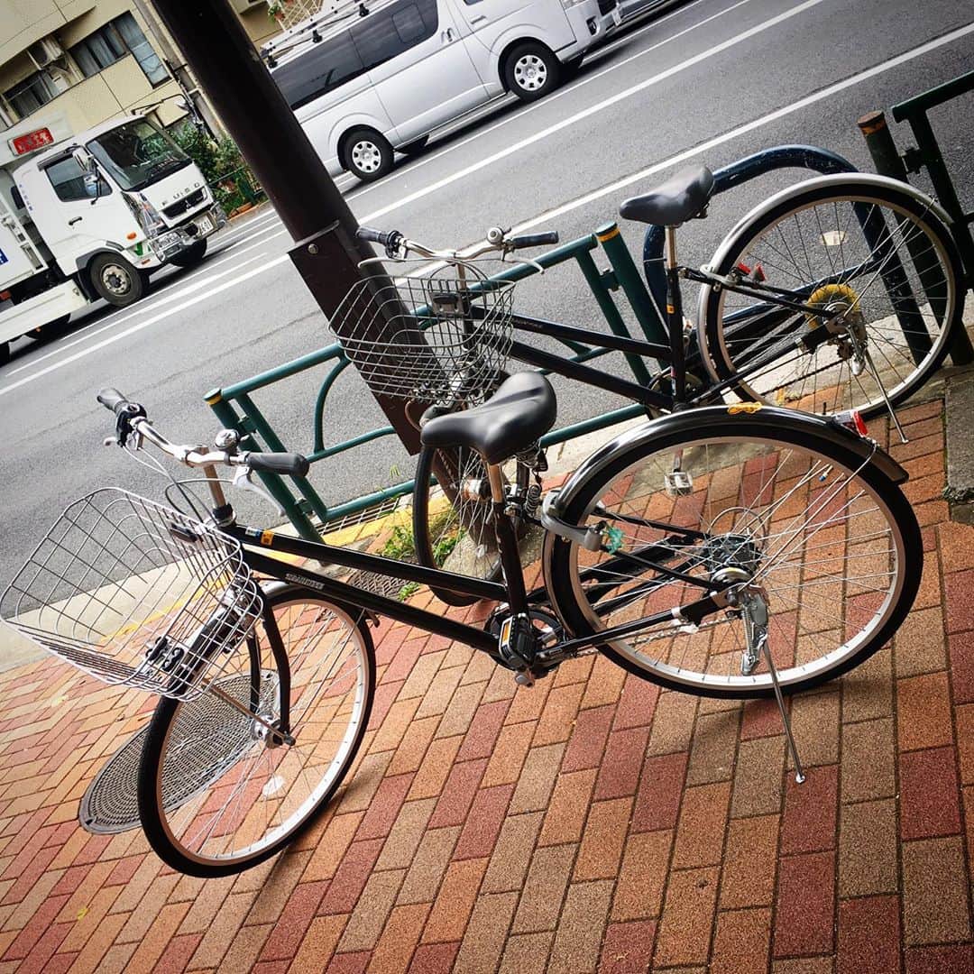 田中香子さんのインスタグラム写真 - (田中香子Instagram)「稽古に遊びに 乗り尽くした 満身創痍の黒王号に 礼と別れを告げて、 入手したるは 新・黒王号。  突っ走るわよ、 どこまでも。  #わたしの黒王号 #自転車に乗って」10月25日 18時39分 - soo.yt