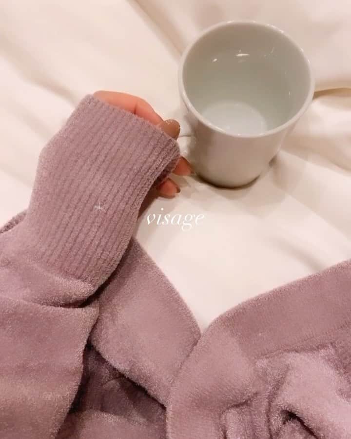 minari_224のインスタグラム：「⑅ かわいいルームウェア♡ 田中みな実さんが着用してたら欲しくなったよね🥺💐 @vis_jp 他にも可愛いのいっぱいあって迷う🥺 #vis #ビス #visage #ビサージュ #vis_jp」