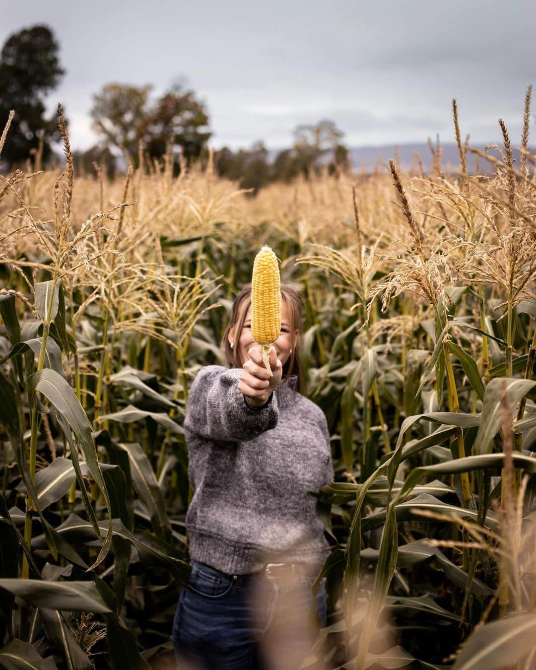 FASHIONFORALL❤️のインスタグラム：「One of my favorite fall traditions🌽」