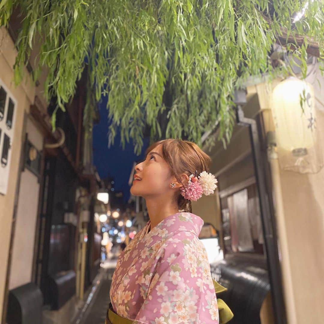 中塚美緒のインスタグラム：「この間京都に行った時の🙈 やっぱりお着物が1番好き！  #京都 #京都観光 #着物女子  #撮影時だけ😷外してるよ」