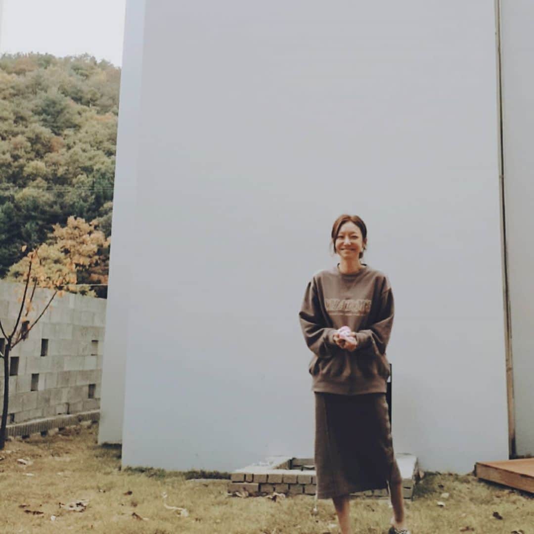 シン・ソユルのインスタグラム：「평화로운 #off모드 #양평사는율이」