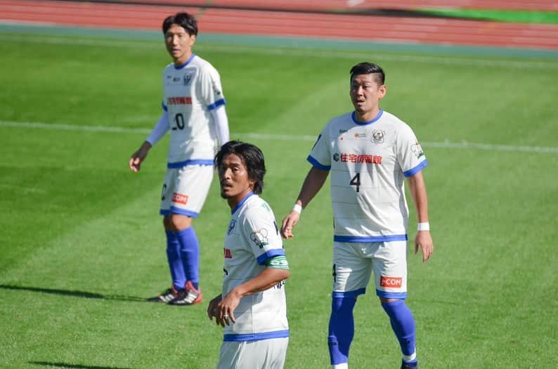 栗原勇蔵のインスタグラム：「久々のサッカーでめちゃくちゃ疲れたけど、久々のマリノス メンバー＆日本サッカーレジェンドと一緒にプレーできて楽しかったです！」