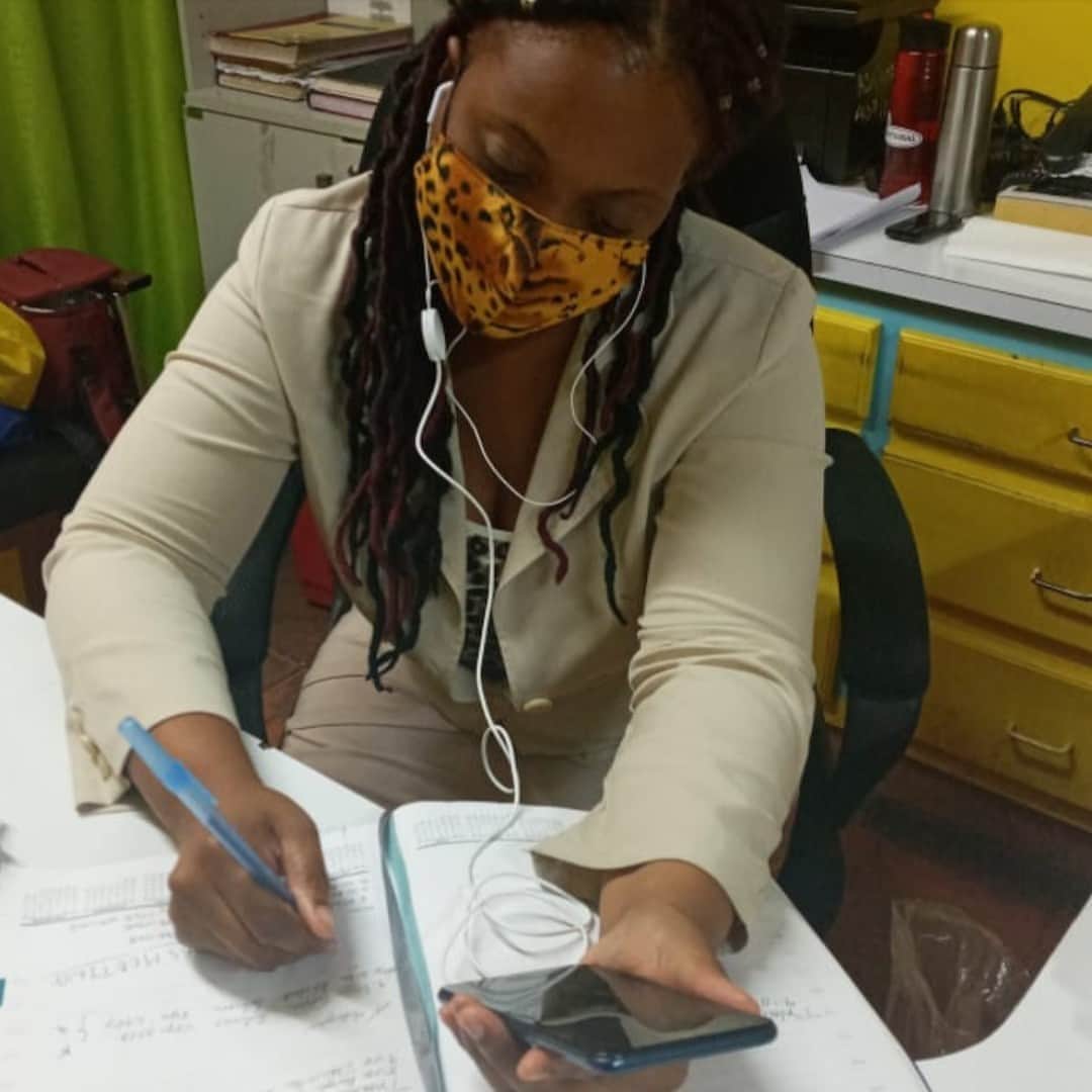 unicefさんのインスタグラム写真 - (unicefInstagram)「“A lot of the children are fearful. They are really fearful,” says Theresa Wallace, a counselling coordinator in Jamaica.⁣ ⁣ Theresa is doing everything she can to make sure children get the mental health support they need, despite the challenges of COVID-19. Governments need to urgently invest in the best possible mental health services to help protect an entire generation from the profound impacts of the pandemic. ⁣ ⁣ 📸: @unicefjamaica⁣」10月25日 22時00分 - unicef