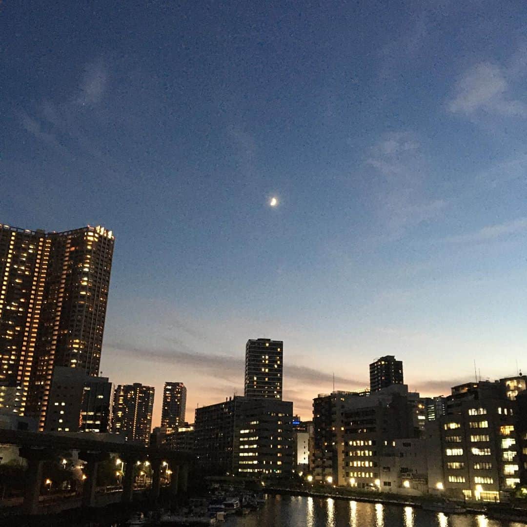 江崎ななほのインスタグラム：「🌃 #まさにこれ」