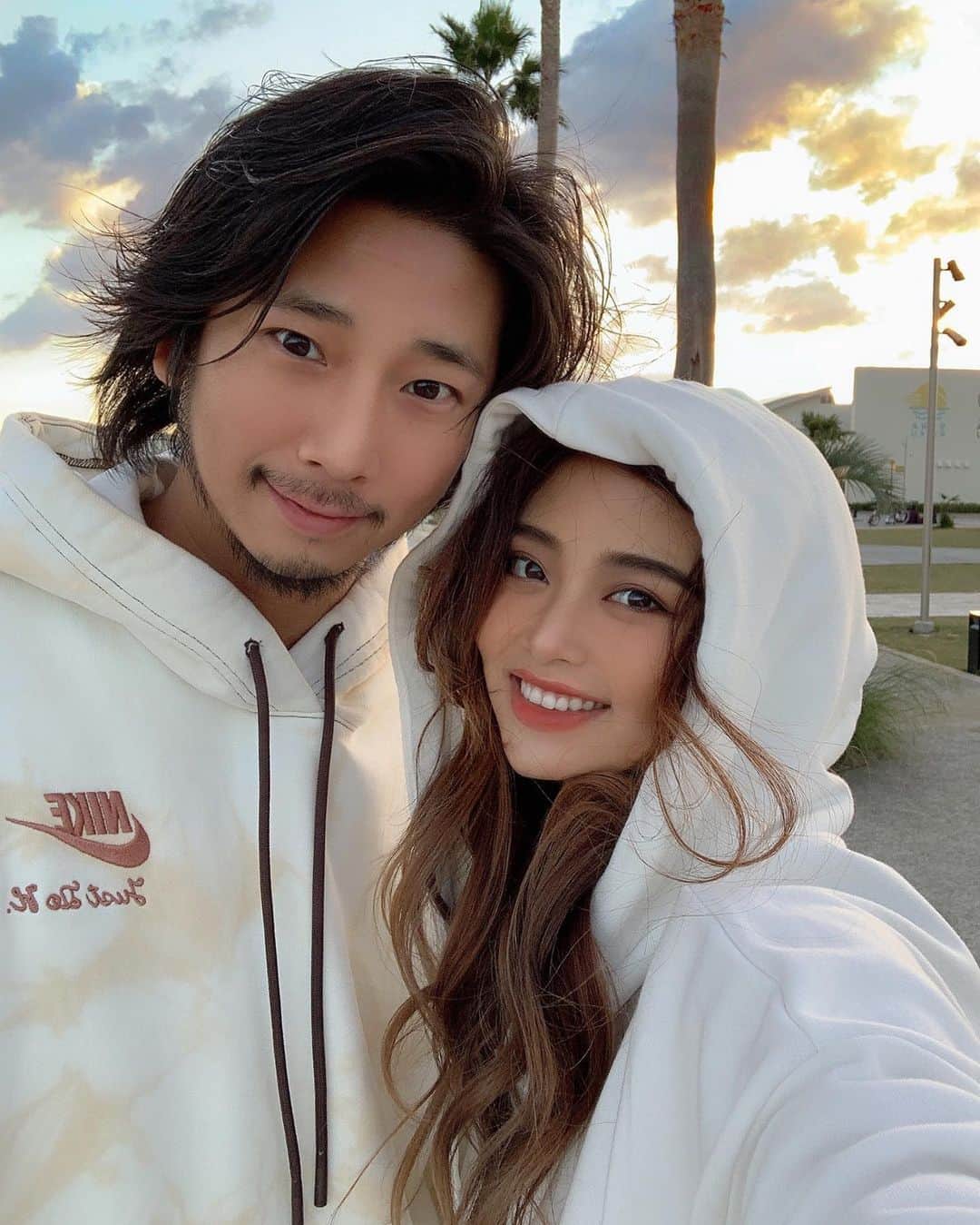 Yumaikaのインスタグラム：「もうすぐ👶🏻に会えるね✨✨✨  恐ろしいぐらいのマタニティブルーも、 いよいよフィナーレかな😇🤣  少しずつ、私たちも親になる心の準備ができてきました🧺  これからが、もっと大変なんやろうな 支え合っていきましょう🤝✨🤍  私たちならきっと大丈夫🌈  くにがおまじないのように、いつも 言ってくれる言葉✨  @kunitaka_0405   これからが楽しみです。✨ 毎日ありがとう👨🏻👶🏻」