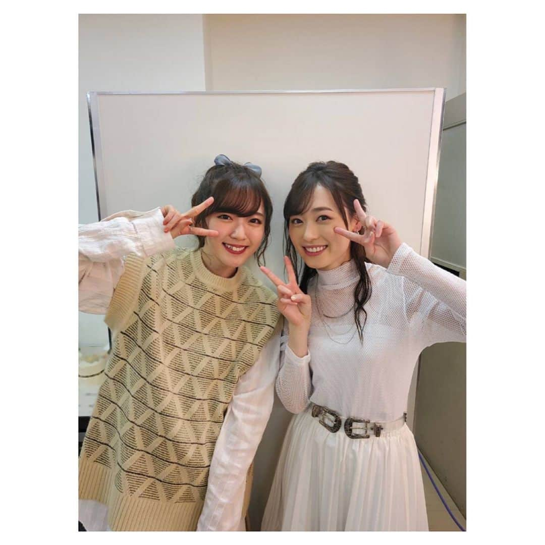 福原遥さんのインスタグラム写真 - (福原遥Instagram)「. 「#かぐや様は告らせたい on Stage〜秀知院音楽譚～」 シークレットゲストとして第２期ED 「#風に吹かれて 」を歌わせていただきました☺︎ とてもとても緊張していましたが、優しく迎え入れてくださり本当にありがとうございました！泣 温かい空間でとても尊い時間を過ごさせていただきました！ 改めてこんな素晴らしい作品に関わらせていただけたことを幸せに思います！ #鈴木雅之 さん、#古賀葵 さん、#小原好美 さん、#伊原六花 さん、#鈴木愛理 さん、#halca さんと写真を撮っていただきました📸 とっても嬉しかったです✨ 皆様本当にありがとうございました！！」10月25日 22時19分 - haruka.f.official