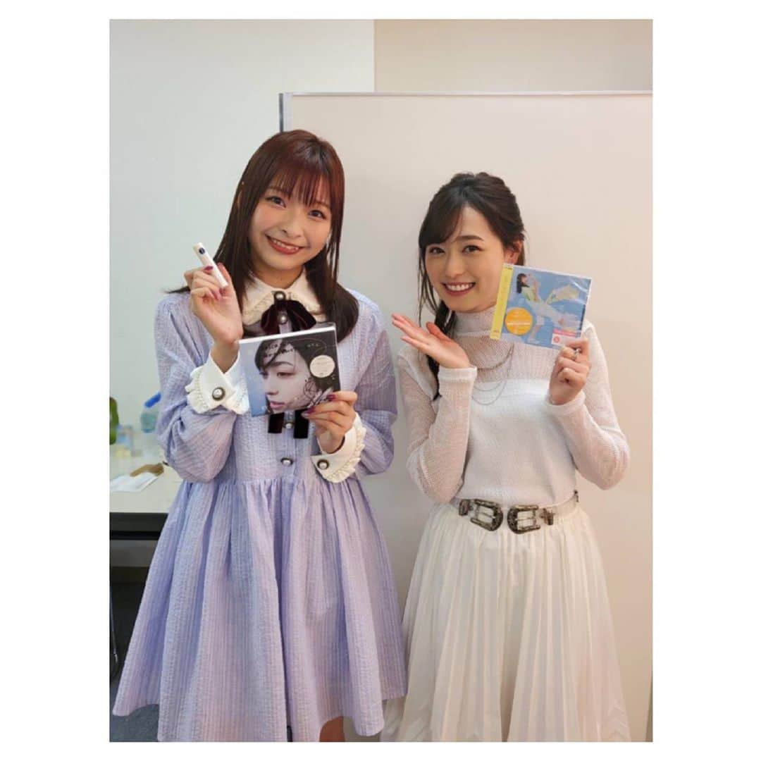 福原遥さんのインスタグラム写真 - (福原遥Instagram)「. 「#かぐや様は告らせたい on Stage〜秀知院音楽譚～」 シークレットゲストとして第２期ED 「#風に吹かれて 」を歌わせていただきました☺︎ とてもとても緊張していましたが、優しく迎え入れてくださり本当にありがとうございました！泣 温かい空間でとても尊い時間を過ごさせていただきました！ 改めてこんな素晴らしい作品に関わらせていただけたことを幸せに思います！ #鈴木雅之 さん、#古賀葵 さん、#小原好美 さん、#伊原六花 さん、#鈴木愛理 さん、#halca さんと写真を撮っていただきました📸 とっても嬉しかったです✨ 皆様本当にありがとうございました！！」10月25日 22時19分 - haruka.f.official