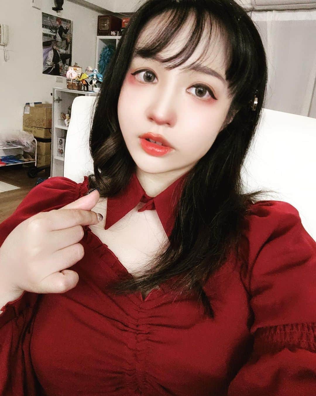 千尋のインスタグラム：「ID👉🏼👉🏼👉🏼 5007543   1月份開始會在浪LIVE直播💓 記得來看喔❤️❤️❤️  每週 二 四 日 晚間  11月から浪LIVE直播で毎週の火 木 日 曜日の夜ライブします　応援してください\(//∇//)\  🇹🇼每週六是千尋弟弟直播 土曜日はちひろの弟です^_^  歡迎關注❤️❤️  2021 January will start streaming on 浪 LIVE💓 Remember to come see me ❤️❤️❤️  Every week's Tues , Thurs and Sunday night!」