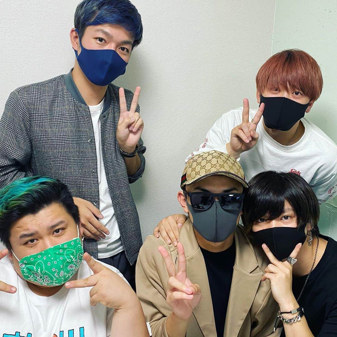 なつめゆうだいさんのインスタグラム写真 - (なつめゆうだいInstagram)「不謹慎すぎるけど  生放送最大同時閲覧 4200人快挙ありがとう。  そして彼氏さんありがとう。 色々あるだろうけど俺たちを選んでくれて 嬉しいです。 女性は一人だけじゃないし人生長いから これから一緒に成長していこう。 一緒に頑張っていこう。  これからもスーパーノヴァ楽しみにしてください。  #撮影前 #いいね #スーパーノヴァ #YouTuber」10月25日 22時33分 - natsumesuper
