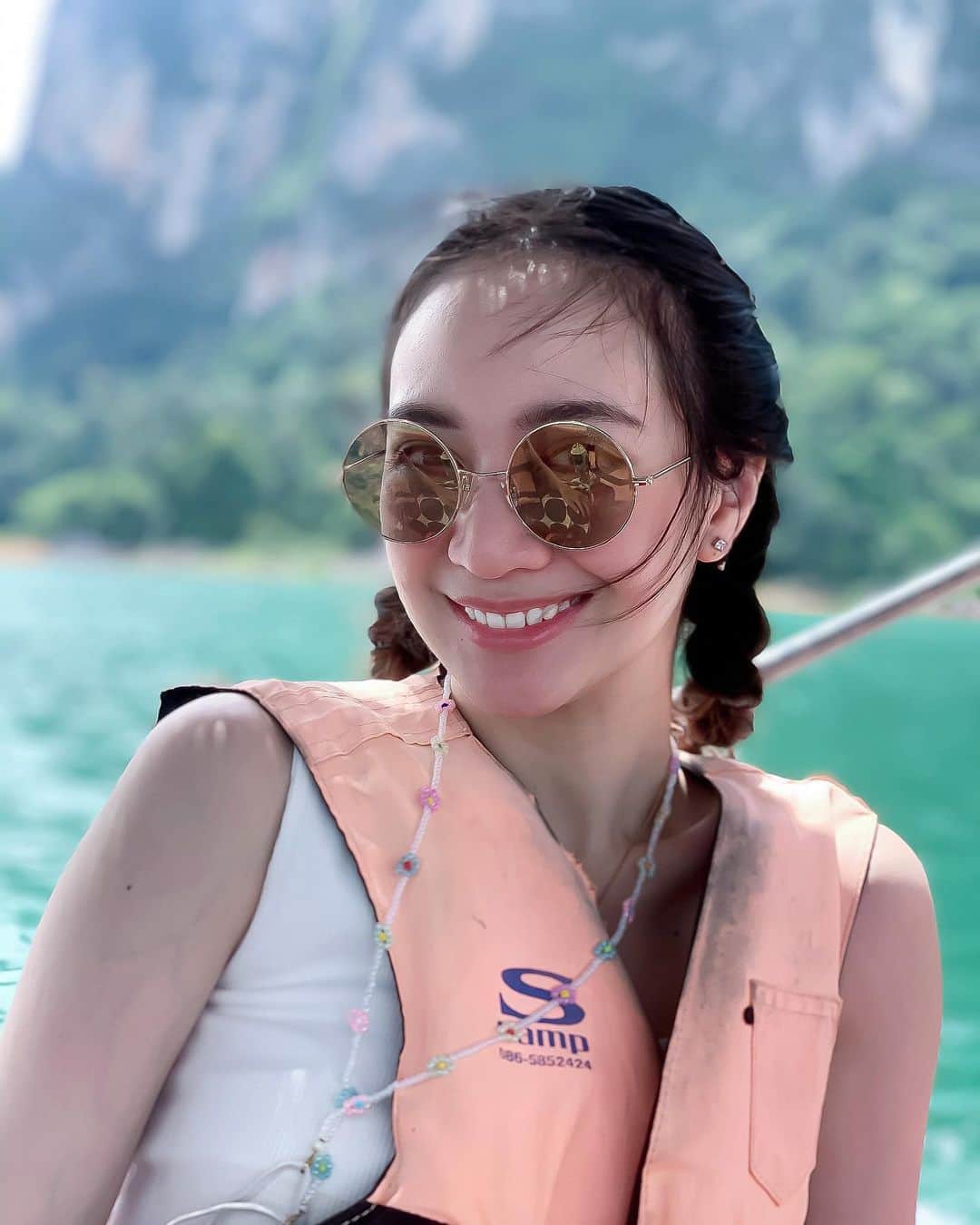 のインスタグラム：「💗 コロナ早く終わって欲しいなぁ　タイに遊びに来てね　日本にも行きたい！！！😍」