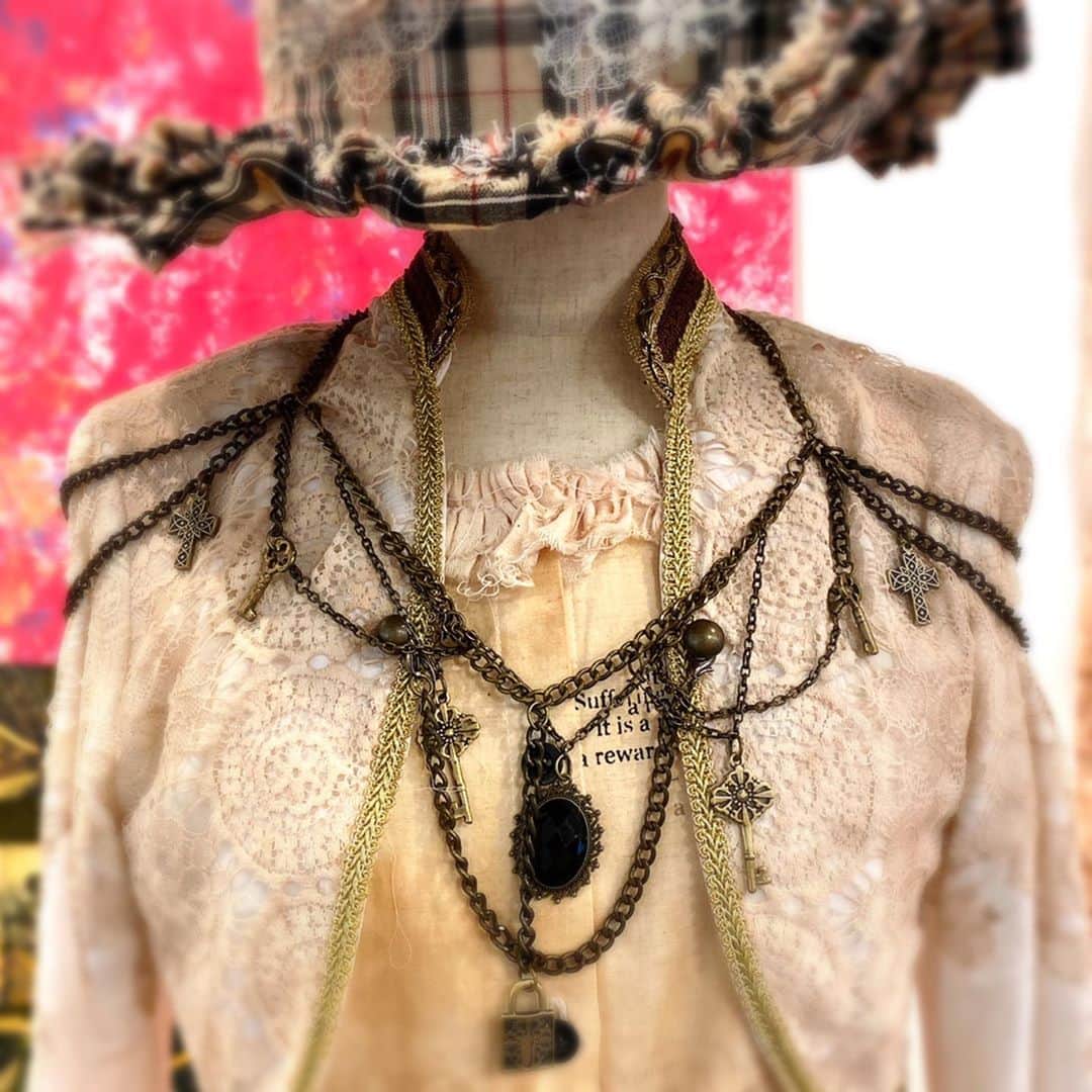 石川智晶さんのインスタグラム写真 - (石川智晶Instagram)「石川智晶「衣装展2020」終了しました。ブレずに来たことをお伝えできました。感謝。 #石川智晶衣装展  #石川智晶 #instagood」10月25日 23時22分 - ishikawachiaki