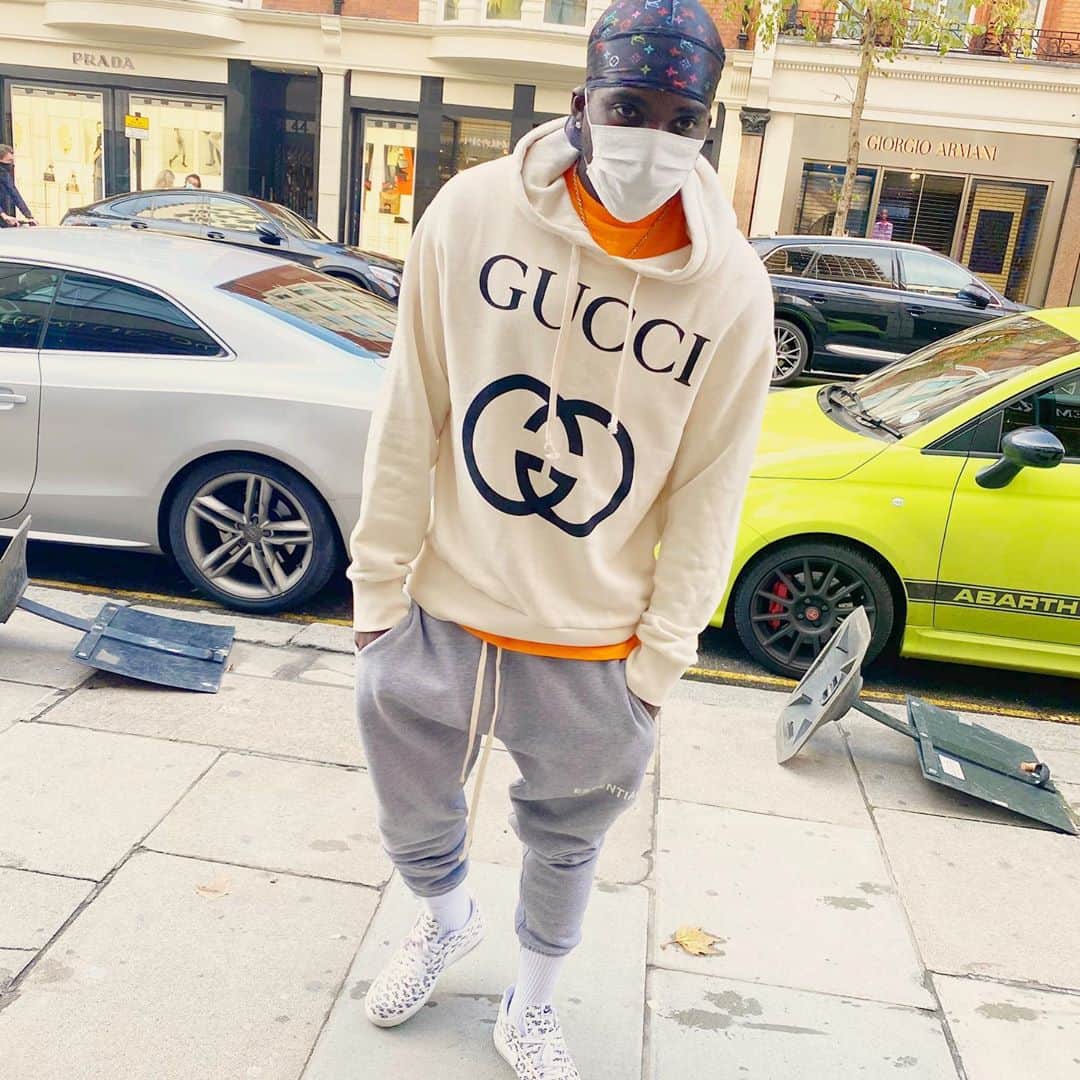 セイ・オジョのインスタグラム：「LDN 😇」