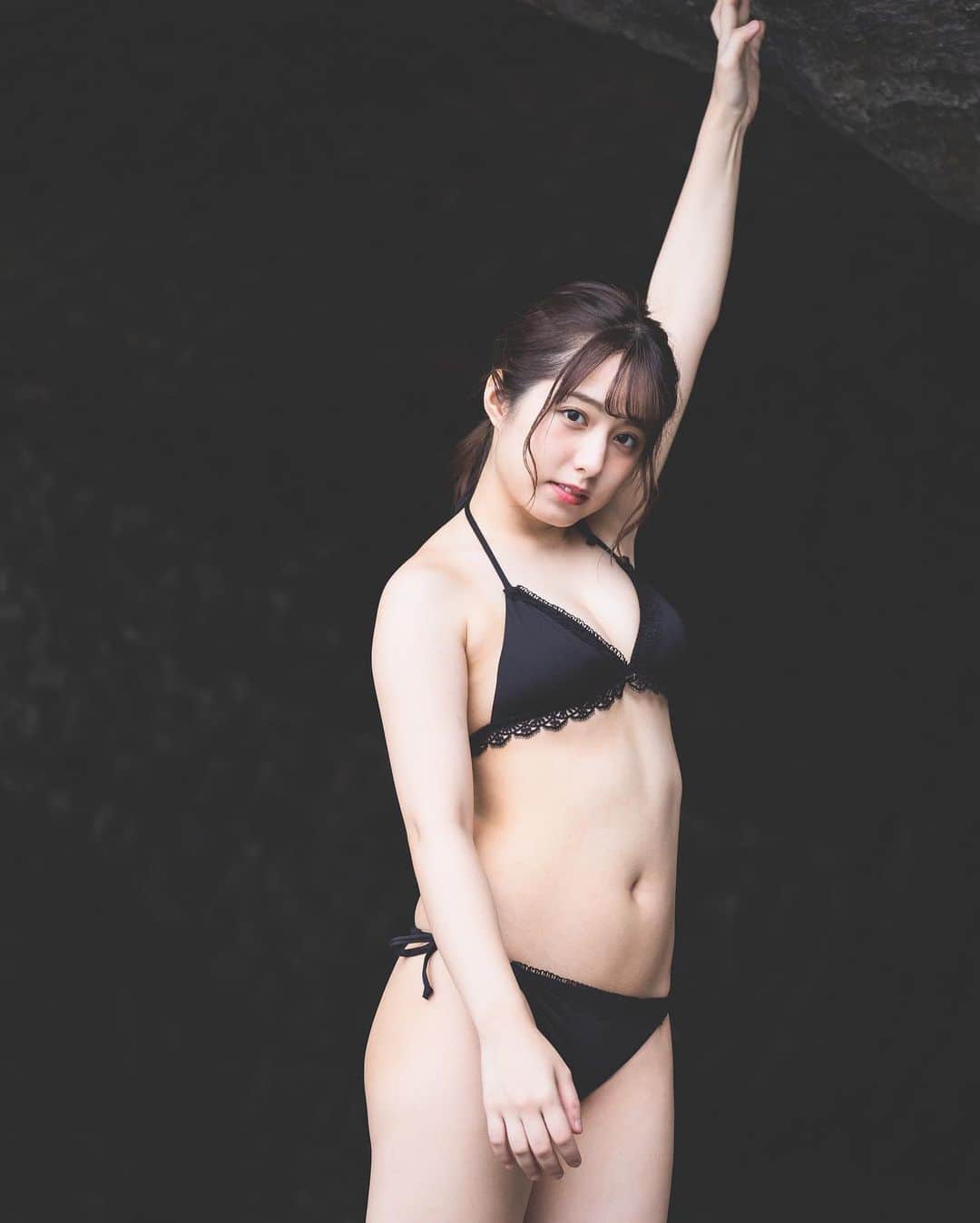 前田美里のインスタグラム：「大人まえだ。 . . #日曜日 #撮影 #作品撮り #グラビア #お尻 #千葉 #アイドル #水着 #大人コーデ #photo #ファインダー越しの私の世界 #写真好きな人と繋がりたい  #おうち時間 #stayhome #写真 #ヲタク #櫻坂46 #欅坂46 #日向坂46 #フォロー #フォロワー募集中 #gravure #idol #japanesegirl #follow #followme #좋아요 #팔로우미 #팔로미 #오오티디」