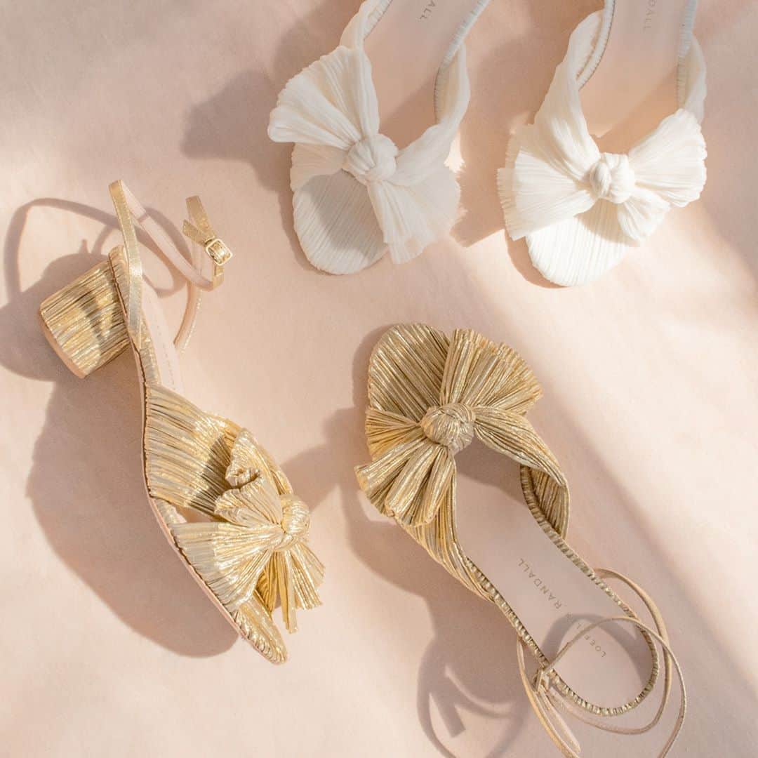 レフラーランドールのインスタグラム：「Dahlia x 2 ✨」