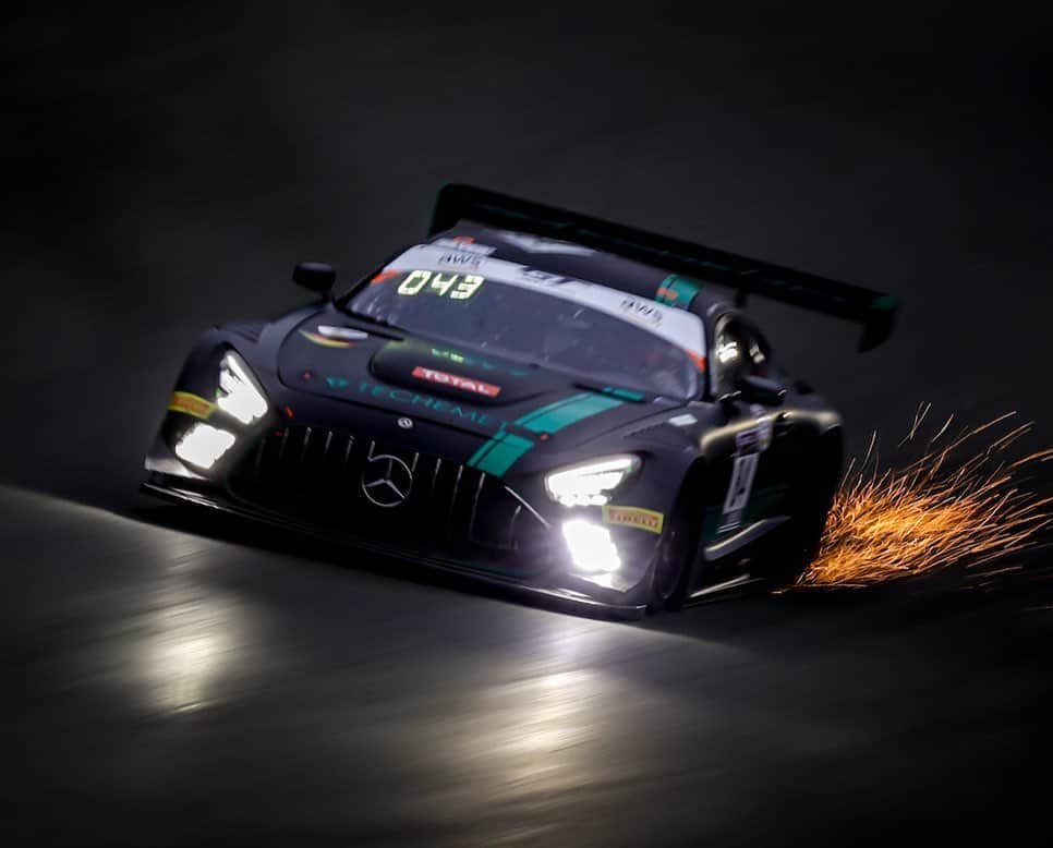 Mercedes AMGさんのインスタグラム写真 - (Mercedes AMGInstagram)「Checkered flag! After a tough @total24hoursofspa race under difficult track conditions, it’s seventh place for the #4 Mercedes-AMG Team HRT. Moreover, our Customer Racing Teams clinch a 1-2 victory in the Silver Cup: the #5 Mercedes-AMG GT3 by @hauptracingteam made up 14 positions in total and finishes first in class, followed by HTP-WINWARD Motorsport (@htpmotorsport / @winwardracing) in second place.   Congratulations & goodbye from @circuit_spa_francorchamps!  #AMGGT3 #MercedesAMG #MercedesAMGMotorsport #24hAMG #Spa24h #10YearsAMGMotorsport #GTWorldChEu #IntGTC」10月26日 0時25分 - mercedesamg