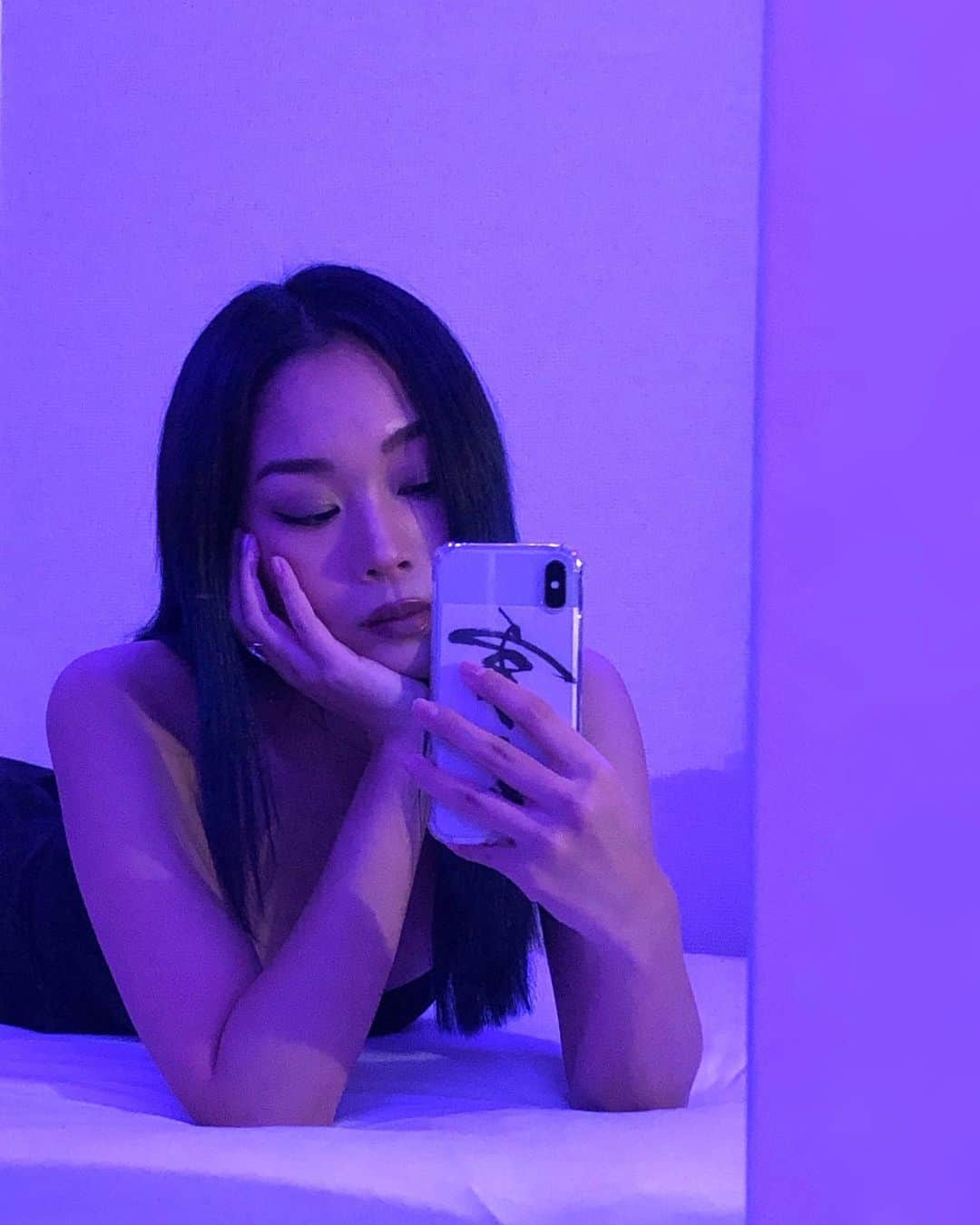TOKINEのインスタグラム：「navy blue💇🏻‍♀️💙」