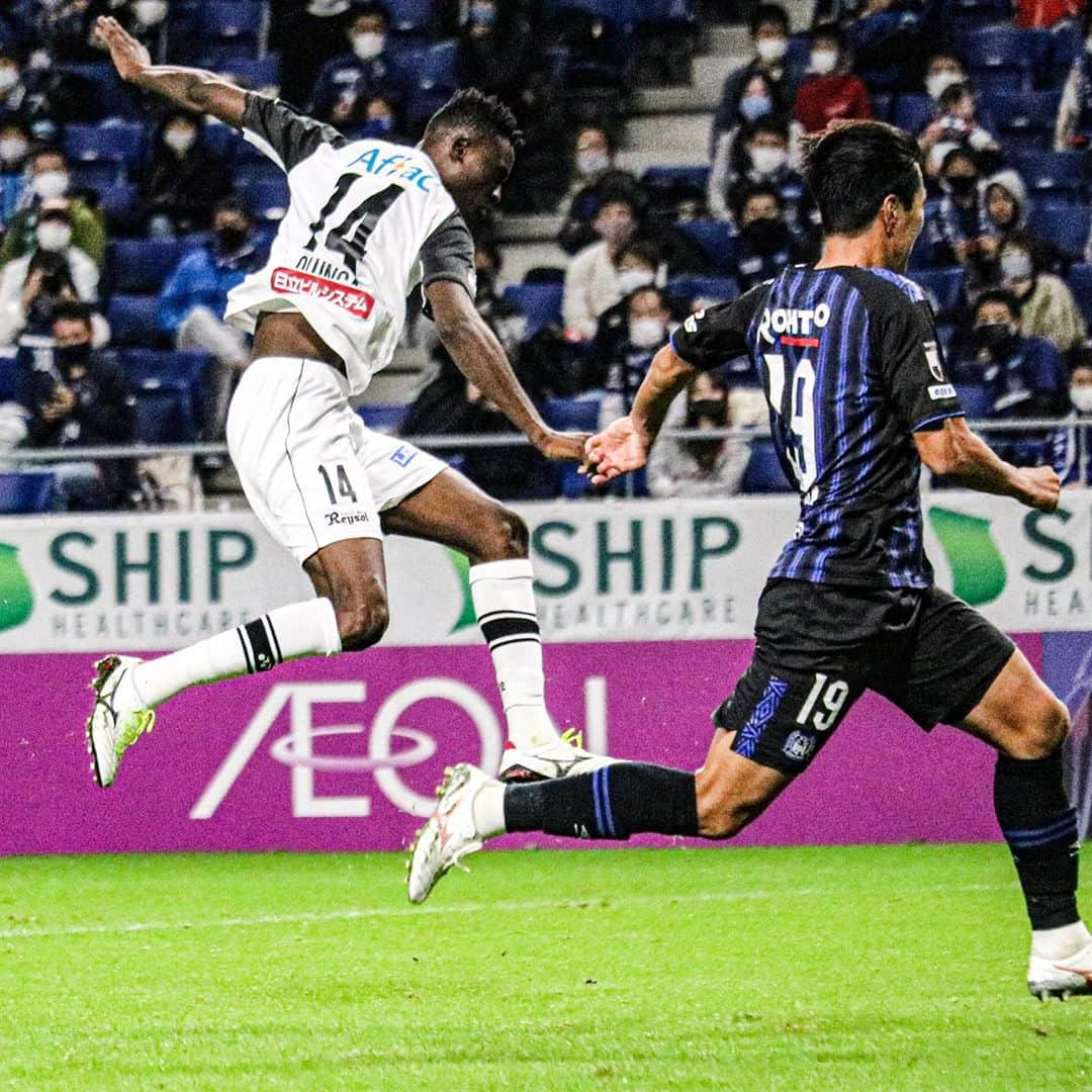 柏レイソルさんのインスタグラム写真 - (柏レイソルInstagram)「#MikaMeter   ⚽️⚽️⚽️⚽️⚽️﻿ ⚽️⚽️⚽️⚽️⚽️﻿ ⚽️⚽️⚽️⚽️⚽️﻿ ⚽️﻿⚽️⚽️⚽️⚽️ ⚽️⚽️⚽️   #23rdGoal #TopScorer #olunga #kashiwa #reysol #GMBvREY #jleague #kenya @ogadaolunga」10月26日 0時32分 - kashiwareysol_official