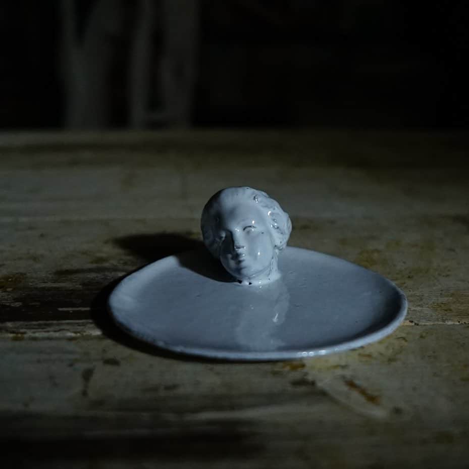 柳下毅一郎のインスタグラム：「Marie Antoinette, beheaded」