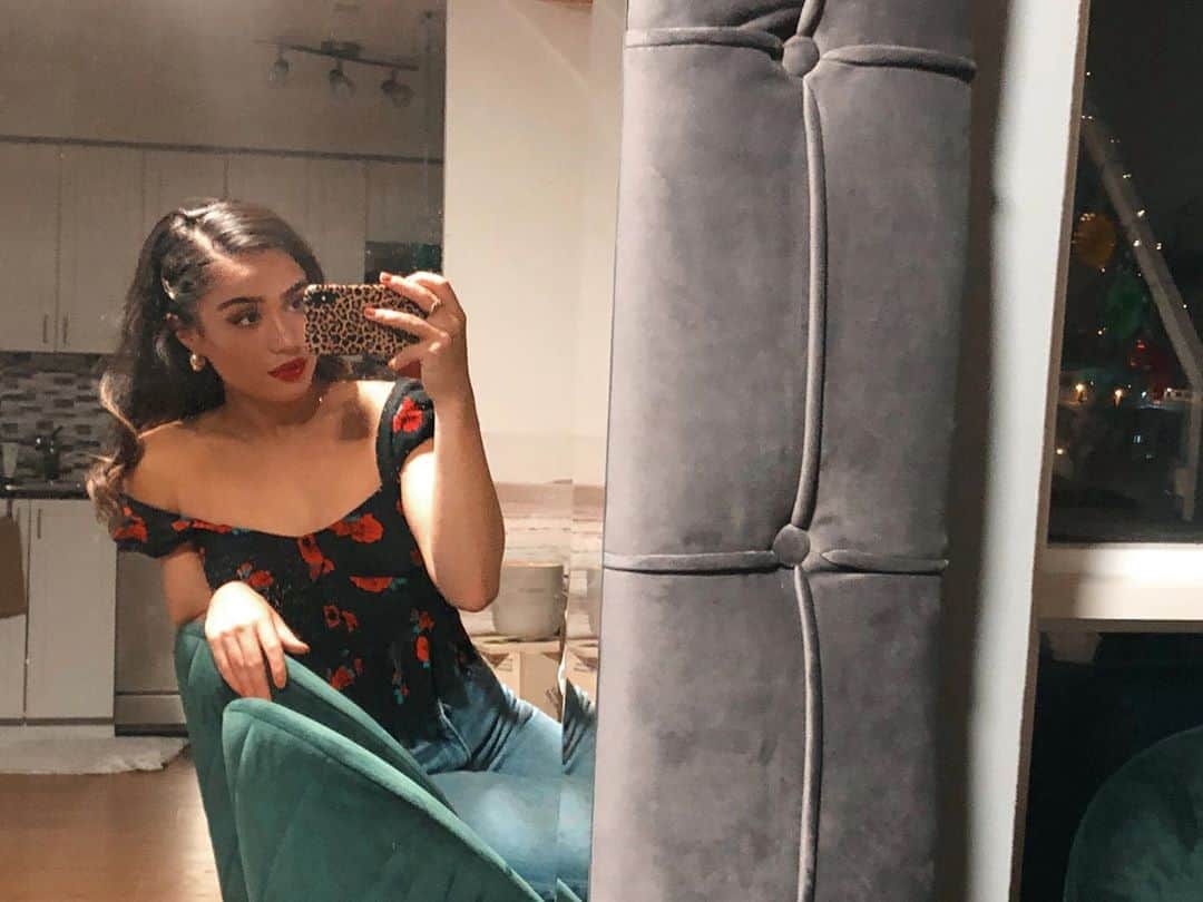 ビクトリア・ムーアズのインスタグラム：「💋」