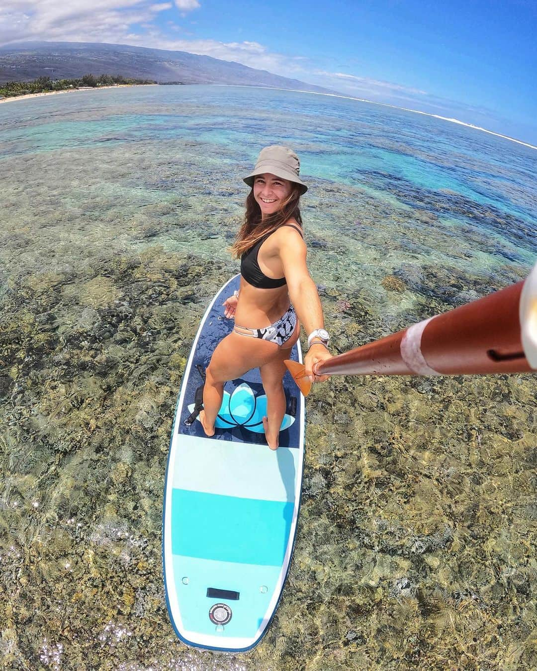 ジョアン・ディファイさんのインスタグラム写真 - (ジョアン・ディファイInstagram)「Back in the tropics 🌞🌴 #GoProHERO9 #GoProTravel #GoProAthlete #sup #lagoon」10月26日 1時31分 - johannedefay