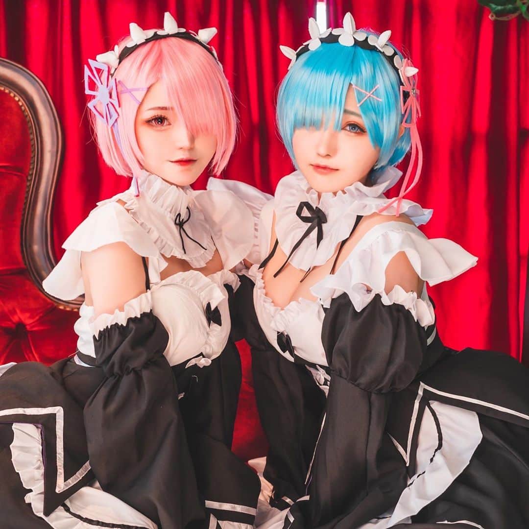 あまにのインスタグラム：「レムラム💖 ・ ・ ・ #cosplay #cos #rezero #rezerocosplay #cosplygirl #rem #ram #remcosplay #rezerokarahajimeruisekaiseikatsu #コスプレ #リゼロ #Re:ゼロから始める異世界生活#レム #ラム #cosplayersofinstagram #cosplayer」