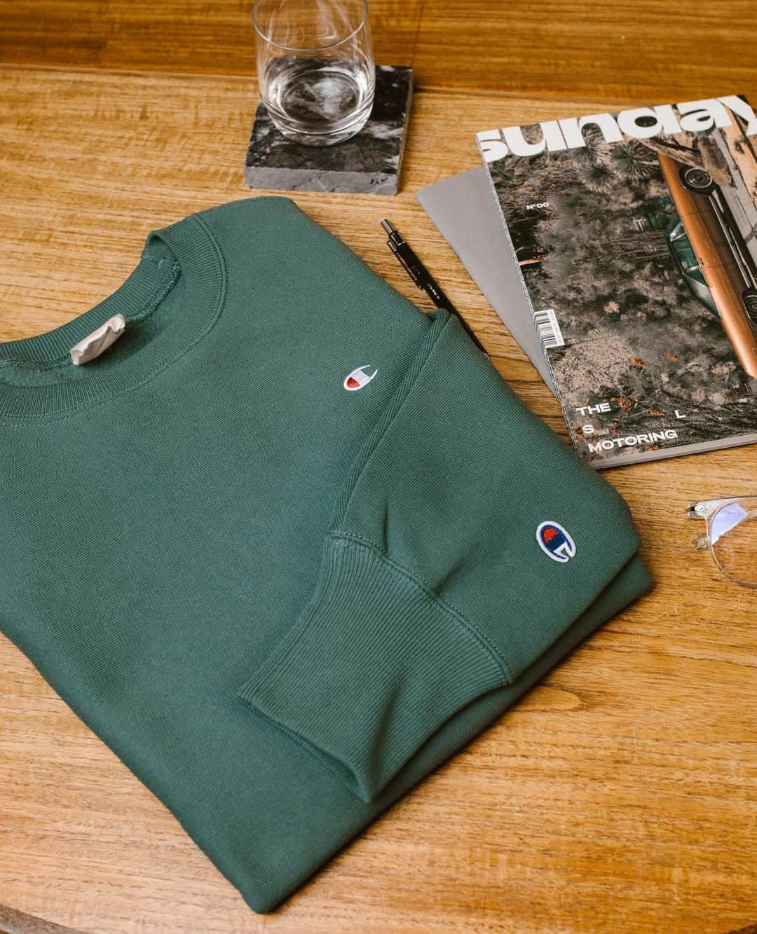 Champion EUさんのインスタグラム写真 - (Champion EUInstagram)「Sunday.  . . #championeurope #reverseweave #basics」10月26日 1時41分 - championeurope