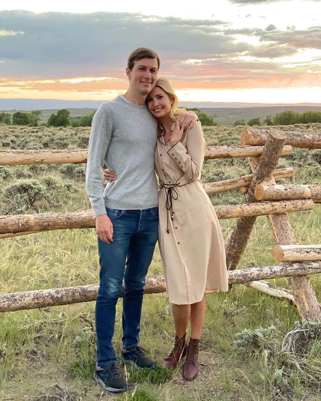 イヴァンカ・トランプのインスタグラム：「11 incredible years... with forever to go! ❤️ Happy anniversary my love!」