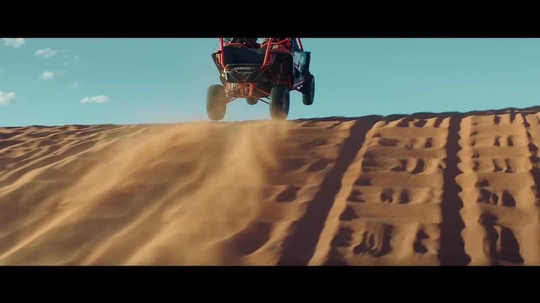 のインスタグラム：「Launch into gear, kick up some roost, and enjoy the last few hours of the weekend in the Honda Talon.」