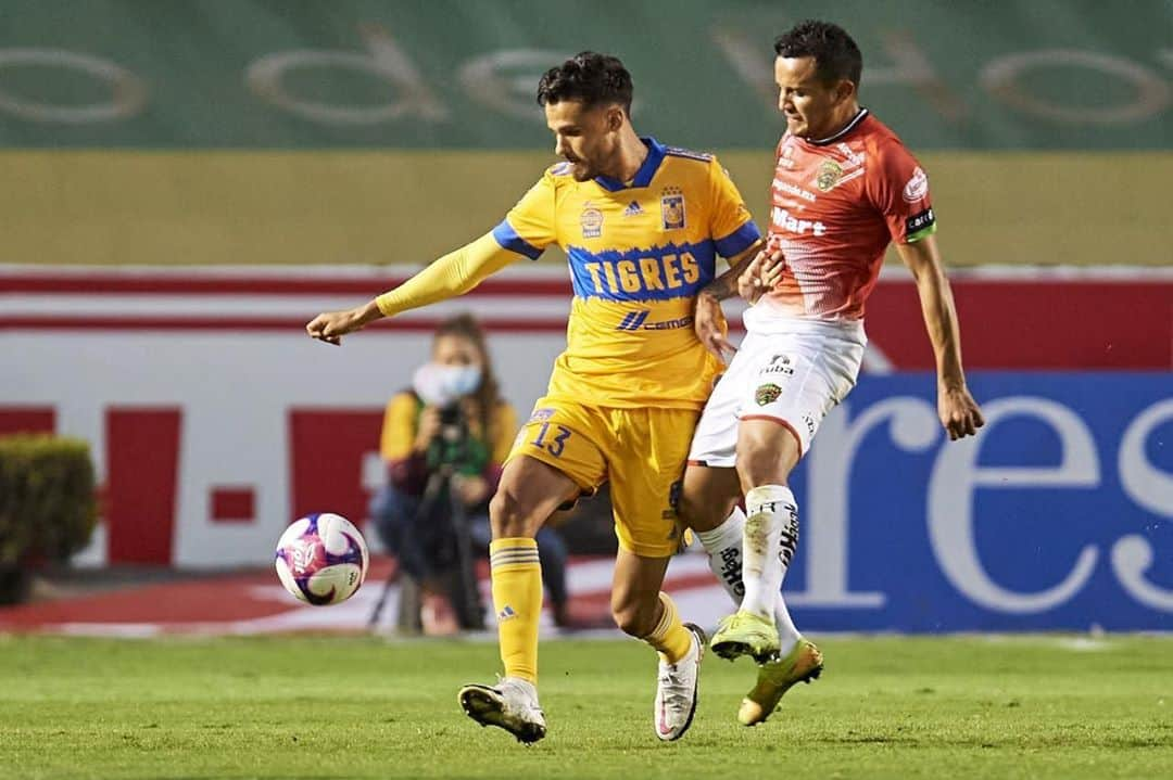 ディエゴ・レジェスのインスタグラム：「A reflexionar y a seguir trabajando que esto sigue!  Cabeza en el siguiente partido!! #SomosTigres 💪🏽🐯」