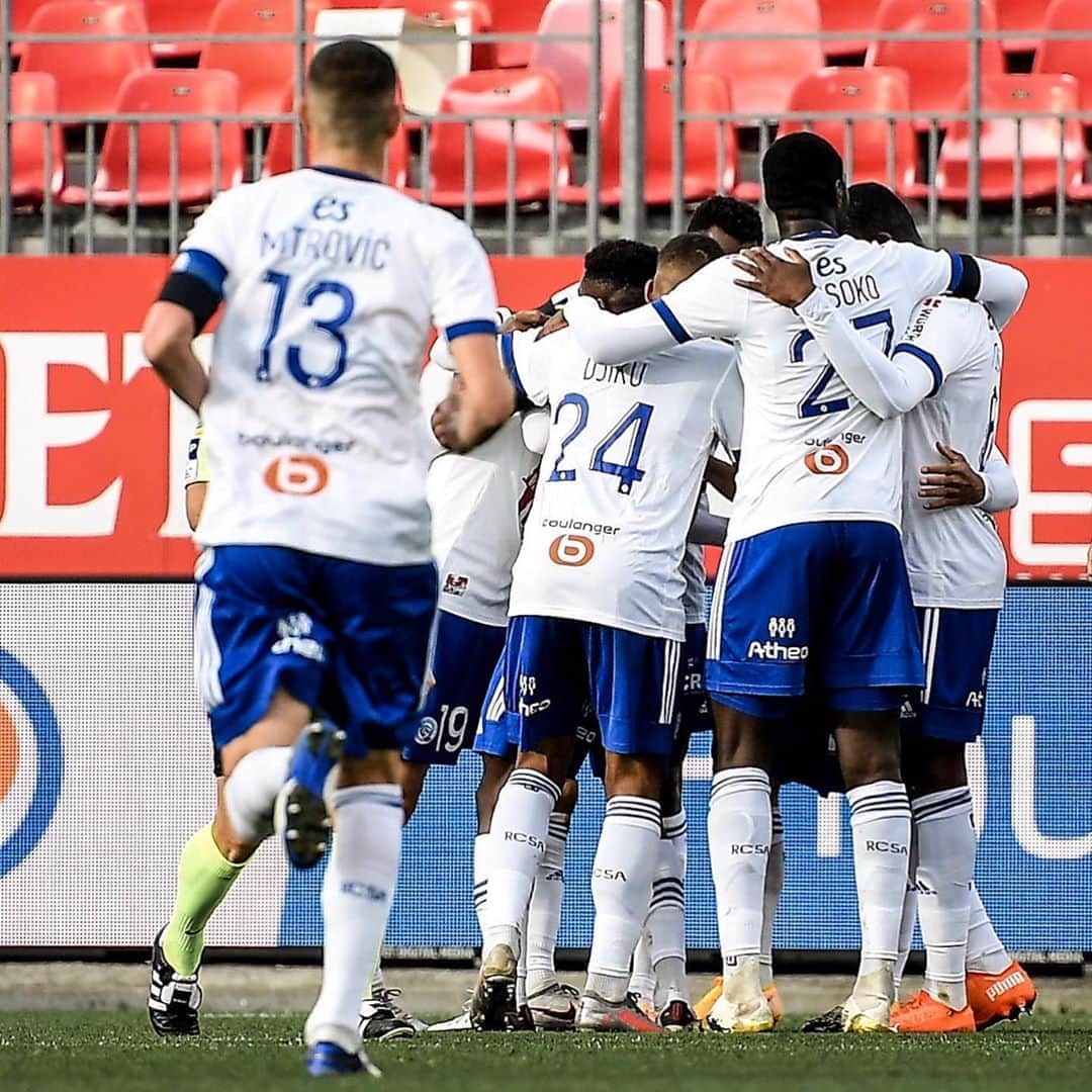 リーグ・アンさんのインスタグラム写真 - (リーグ・アンInstagram)「🆚 #SB29RCSA (0-3)  🛑 Le @rcsa stoppe sa mauvaise série de défaites et s'impose largement à Francis Le Blé 👊 !  Strasbourg stop a poor run with a big win away to Brest! • • #Ligue1UberEats #Racing #RCSA #RCStrasbourgAlsace #RacingClubdeStrasbourgAlsace #StadeFrancisLeBlé」10月26日 2時16分 - ligue1ubereats