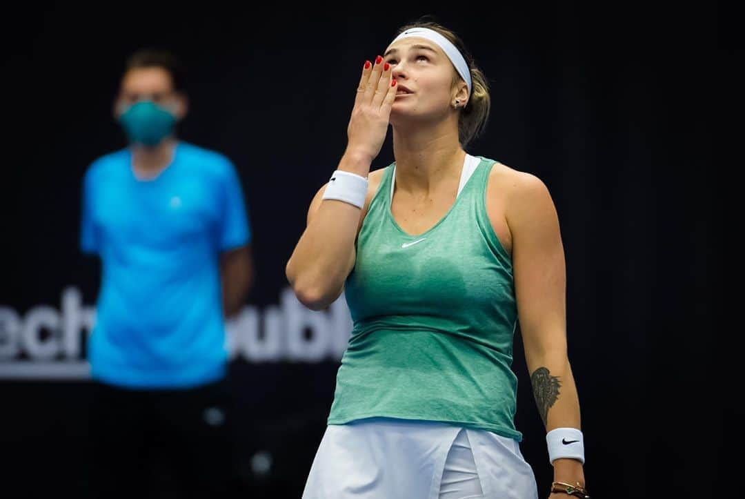 WTA（女子テニス協会）さんのインスタグラム写真 - (WTA（女子テニス協会）Instagram)「The winning moment 💪 #jtbankaostravaopen」10月26日 2時35分 - wta