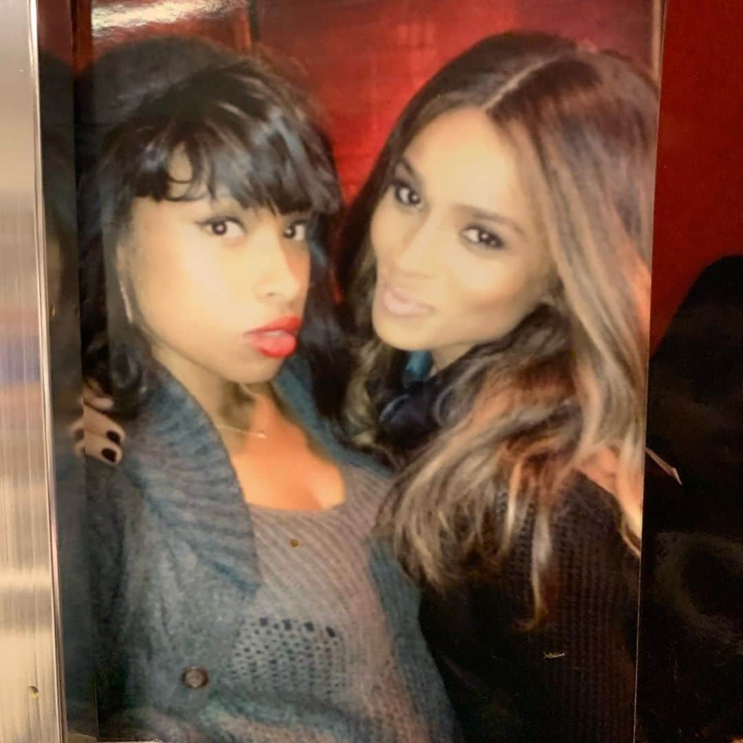 ジェニファー・ハドソンのインスタグラム：「I had to take it back to my tunnel of memories on your bday ! So here’s a good throw back ! Happy birthday @ciara ! Team jhud help me wish my friend a very happy birthday !」