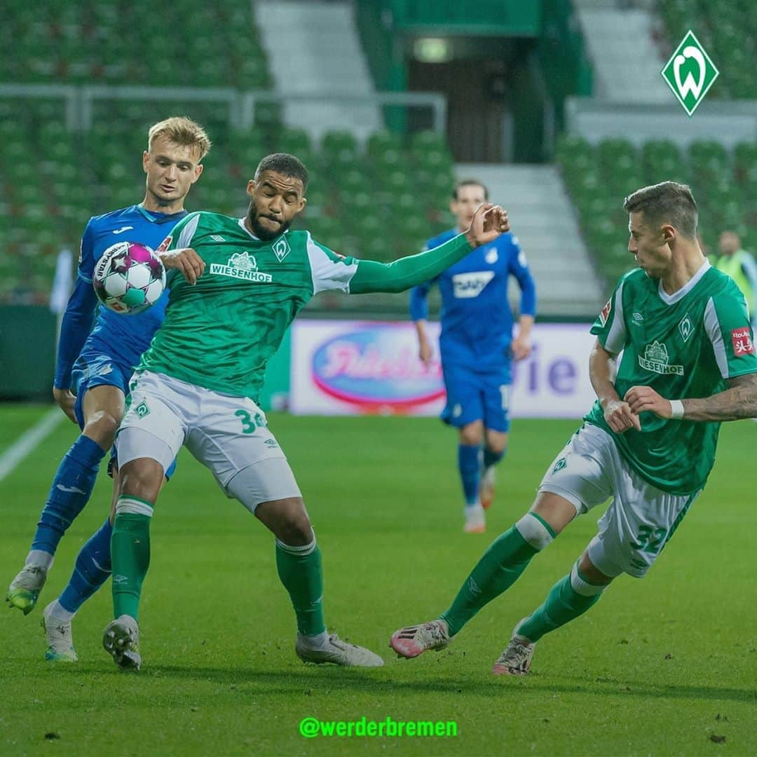 ヴェルダー・ブレーメンさんのインスタグラム写真 - (ヴェルダー・ブレーメンInstagram)「💯🔥 _______ #werder #bremen #svw #svwtsg #mbom #friedl #bundesliga #heimspiel #osterdeich #nordphoto」10月26日 3時21分 - werderbremen