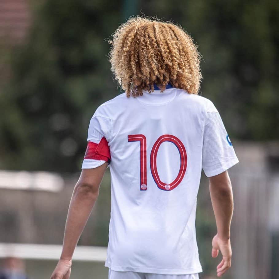 シャビ シモンズさんのインスタグラム動画 シャビ シモンズinstagram Icicestparis Allezparis Parissaintgermain Psg Paris Training Train Keeppushing Footballdreams Everydayisdayone Football Sport Team Football