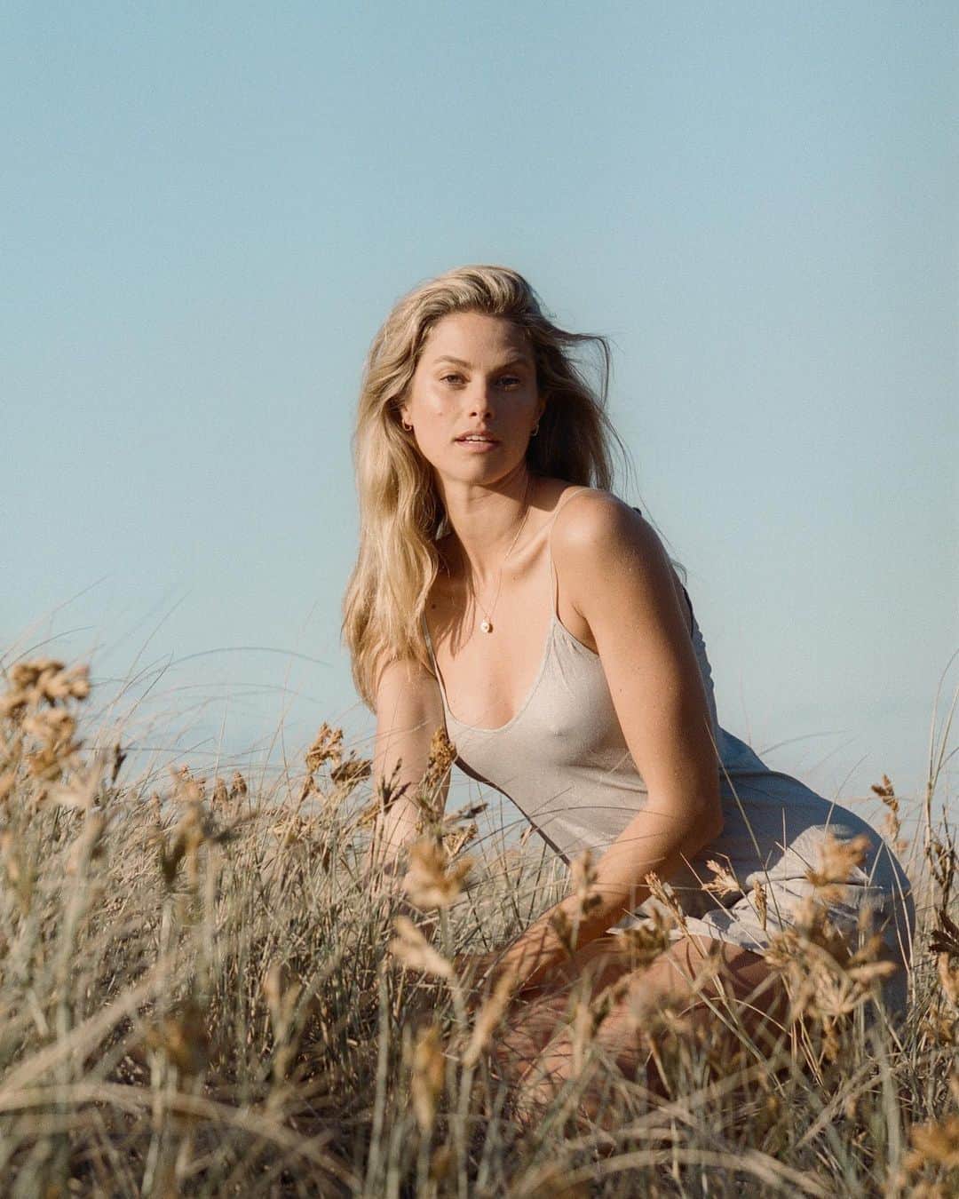 ナタリー・ジェーン・ローザーのインスタグラム：「☀️No place like home 🐨 🎞 @jamie_.green」