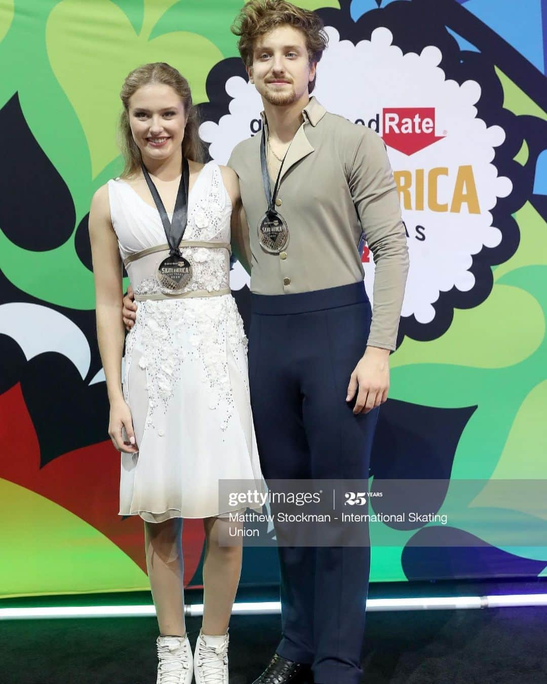 クリスティーナ・カレイラのインスタグラム：「Second GP medal🥉🥳😷 • • •  #skateamerica #skateamerica2020 #lasvegas #teamusa #figureskating #icedance #dance #wearamaskwhile #gpfigure #isu」