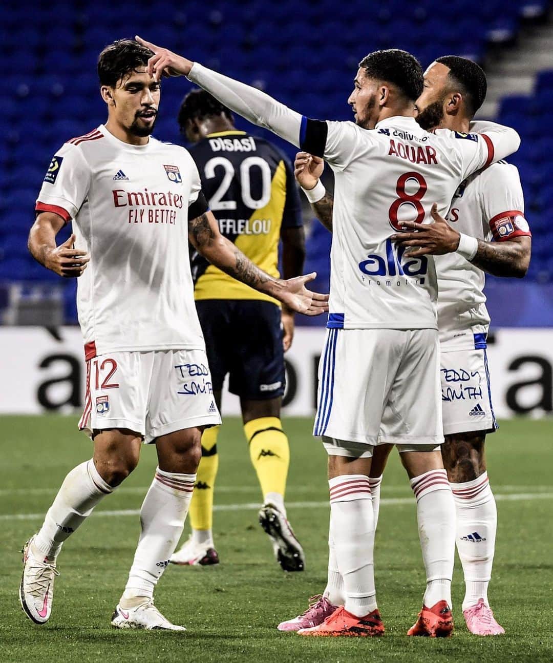 リーグ・アンさんのインスタグラム写真 - (リーグ・アンInstagram)「⚽️✋ @karltokoekambi ⚽️ 🤚 L'@ol surclasse l'@asmonaco en marquant 4 buts en première période 🌪️ !  🆚 #OLASM (4-1)  Lyon get a big win over Monaco, scoring 4 goals in the first half! • • #Ligue1UberEats #KarlTokoEkambi #TokoEkambi #OL #OlympiqueLyonnais #GroupamaStadium #Lyon」10月26日 7時23分 - ligue1ubereats