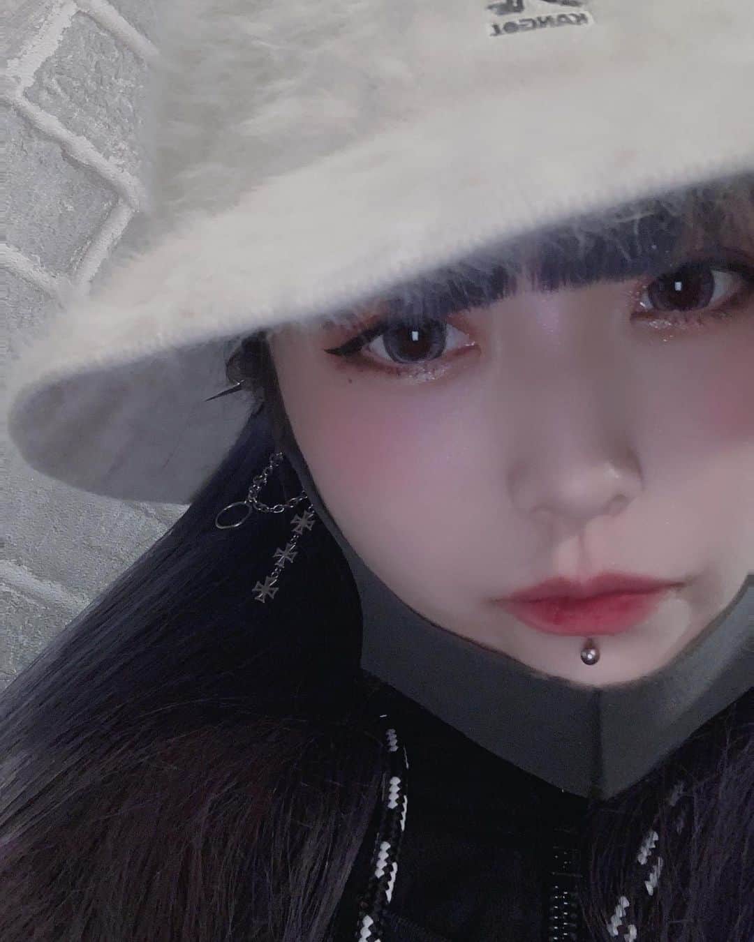 冬野あゐくのインスタグラム：「(^_^)」