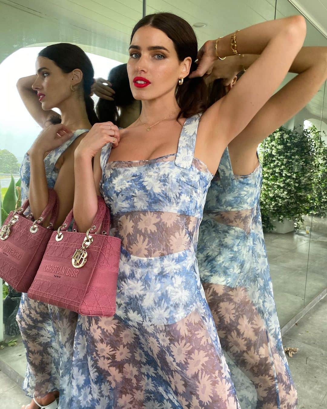 タニー・アトキンソンのインスタグラム：「Hotel Pellicano 🍸」