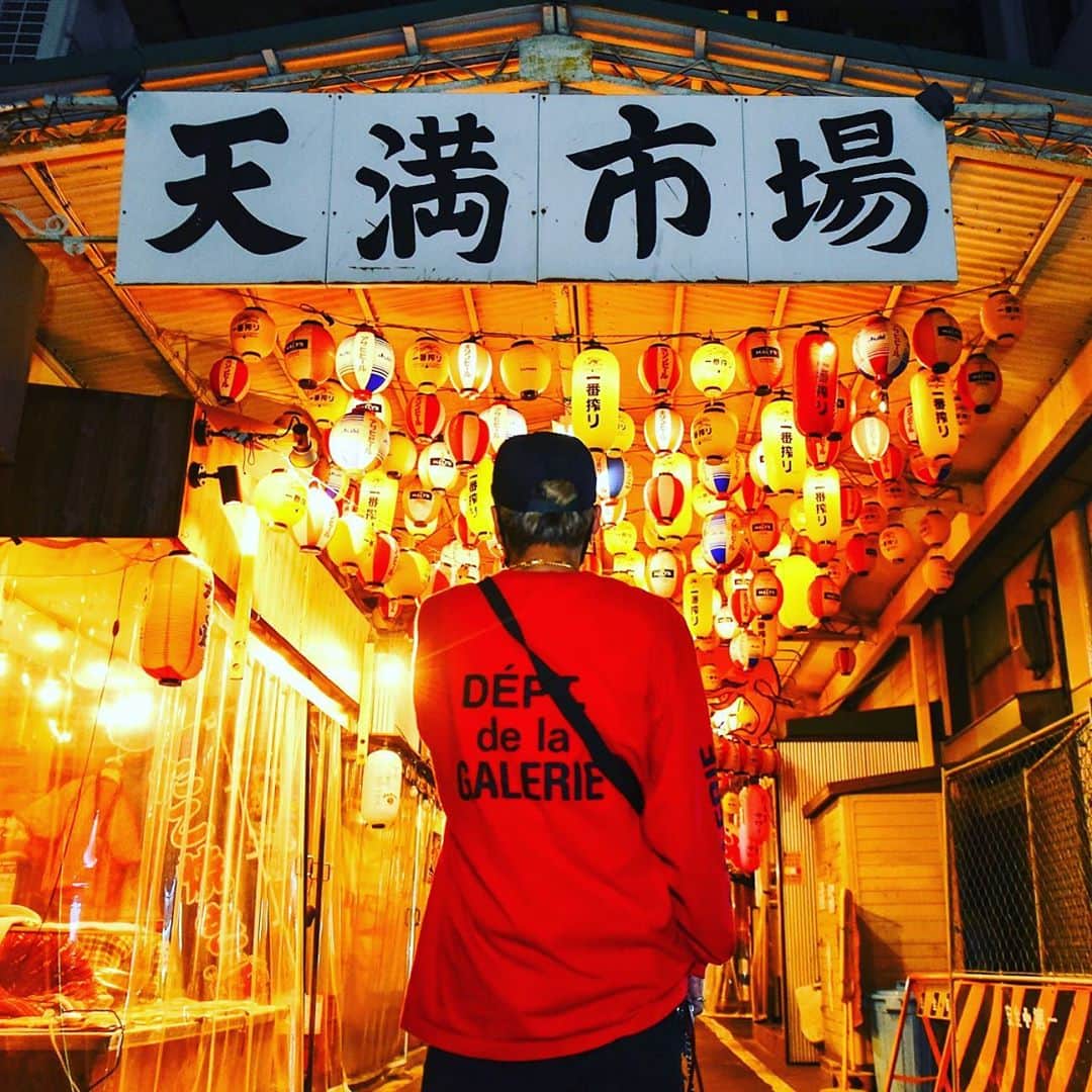 DJ HALのインスタグラム：「天満市場　Photo by @photo_tasuku 📸 #天満　#どハマり」