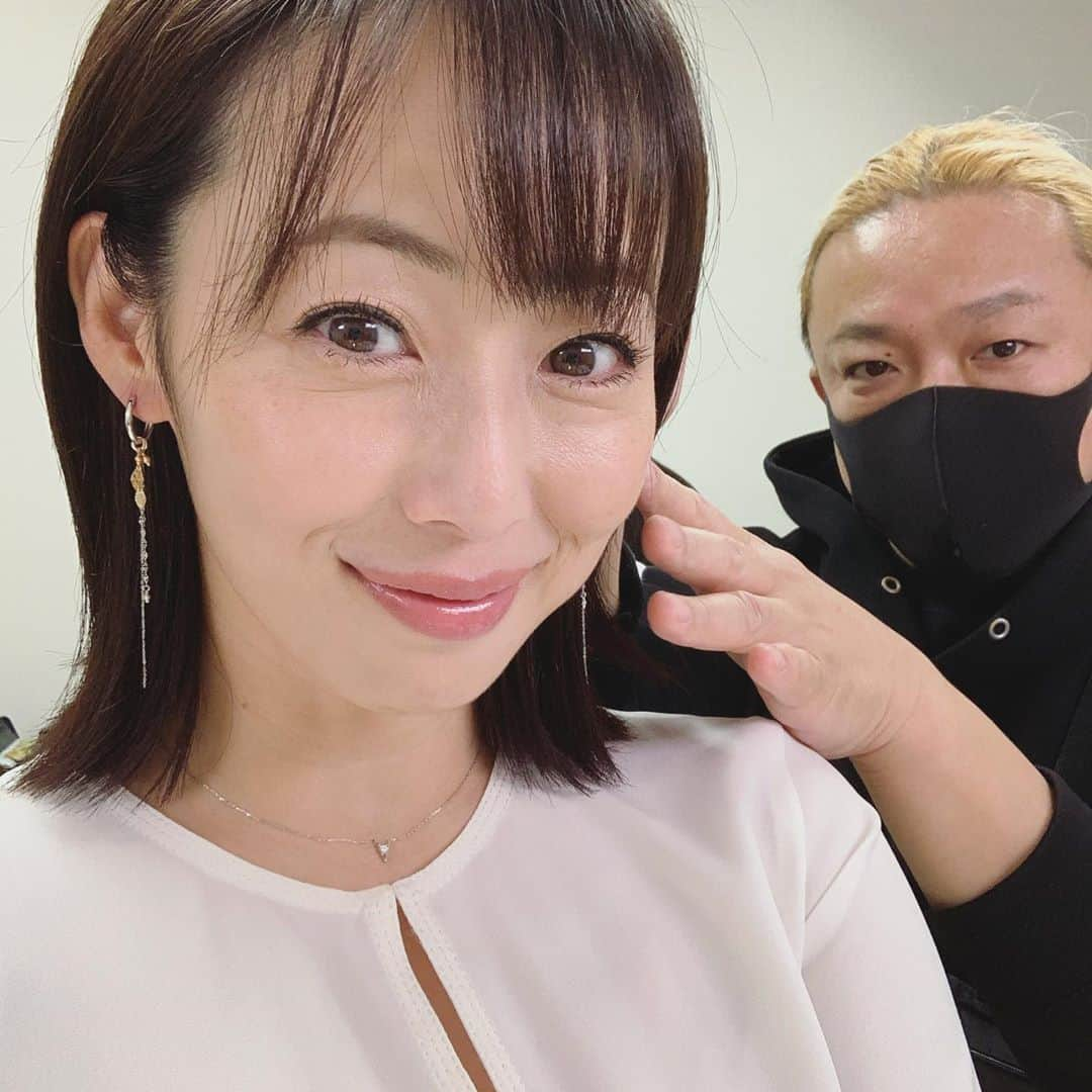 井上和香さんのインスタグラム写真 - (井上和香Instagram)「ギリギリだけど、これから『よじごじDays 』に出まーす✨ . #テレビ東京 #よじごじdays ays」10月26日 15時33分 - inoue_waka